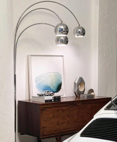 Sculptural Space Age Arco Floor Lamp, Chrome Metal, Three Lights, Reggiani