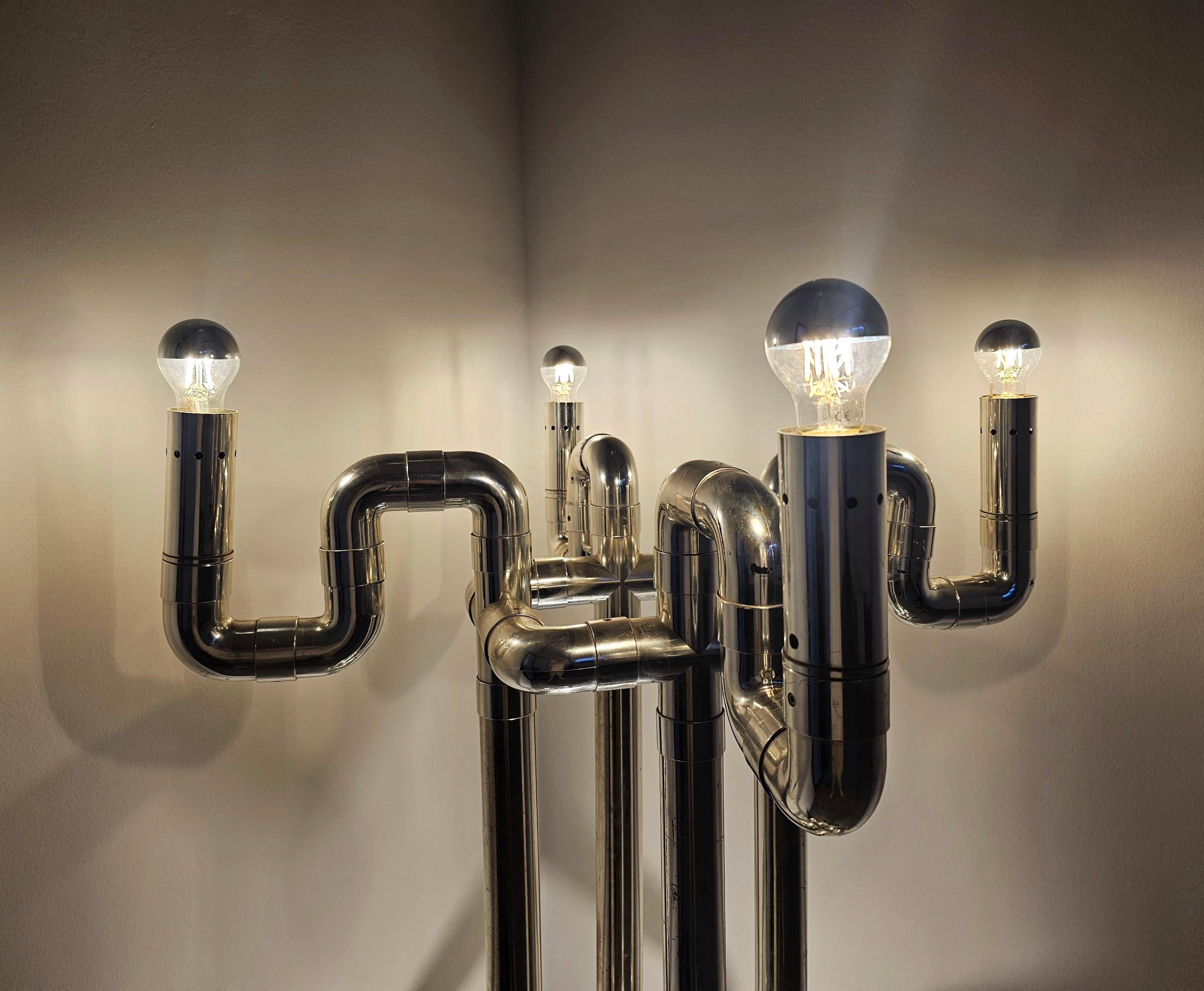 Lampadaire «ombo » sculptural de l'ère spatiale conçu par Gaetano Missaglia Bon état - En vente à Beograd, RS