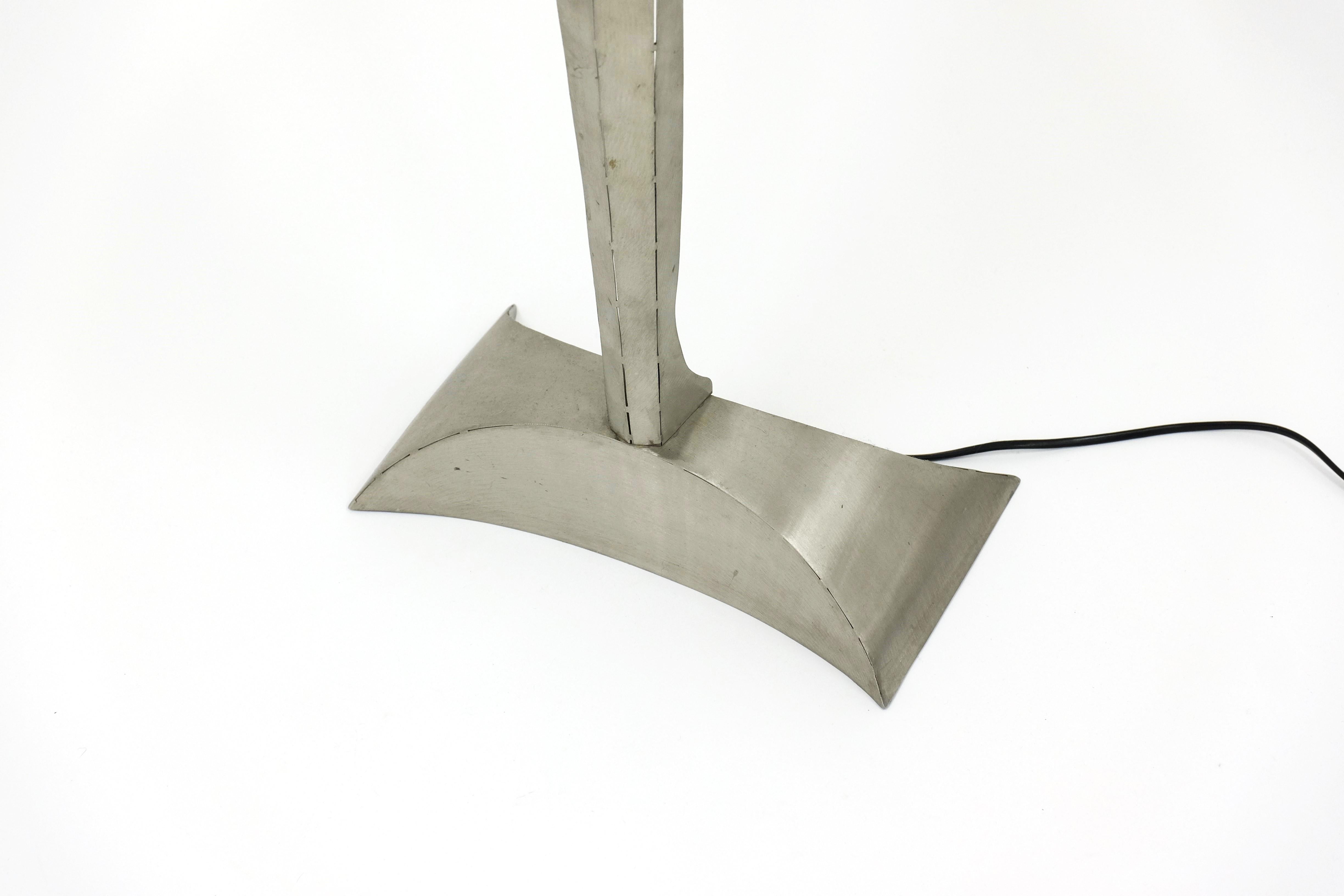 Lámpara de pie escultural Ángel de acero inoxidable de Reinhard Stubenrauch Alemania en venta 11