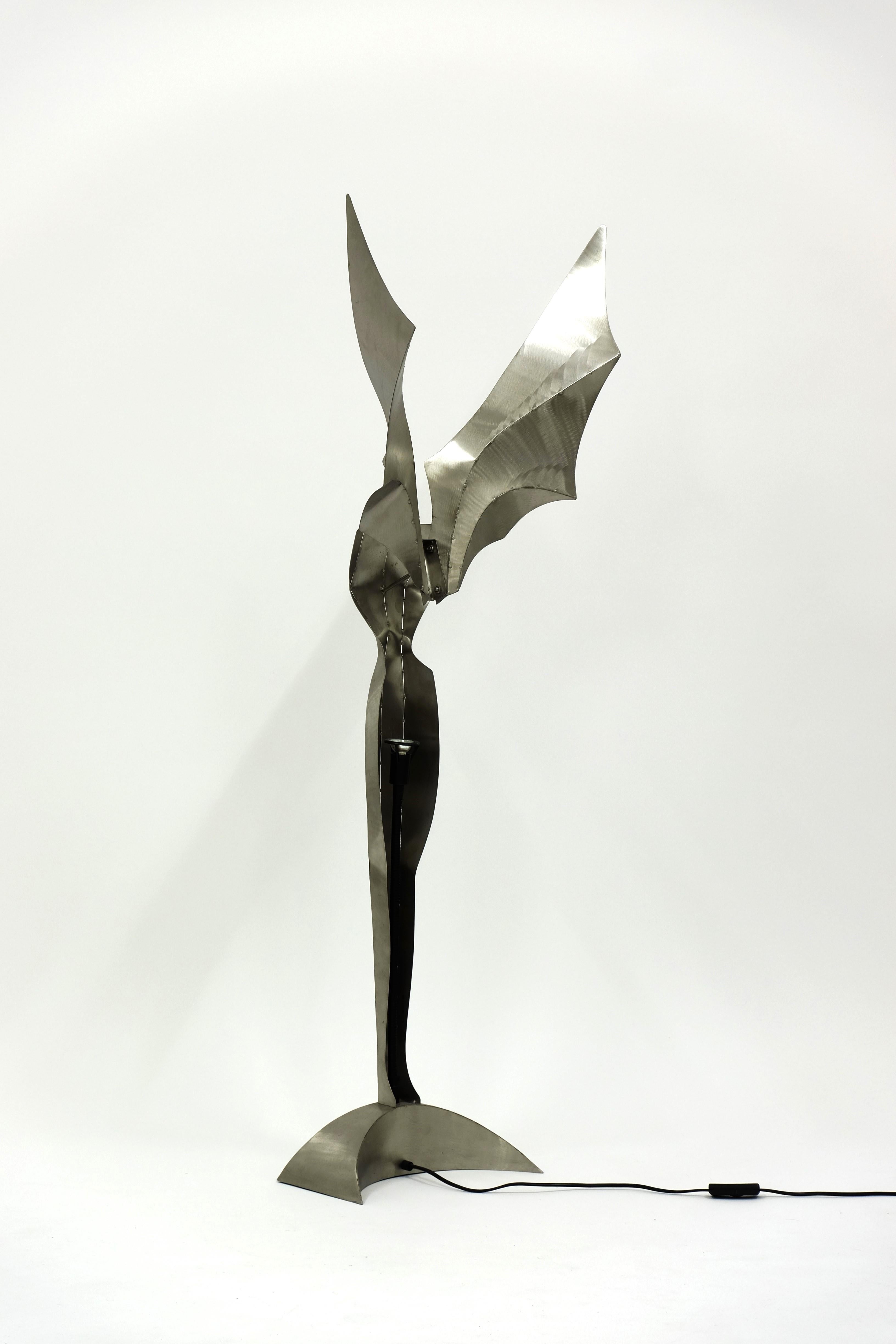 Lámpara de pie escultural Ángel de acero inoxidable de Reinhard Stubenrauch Alemania en venta 2