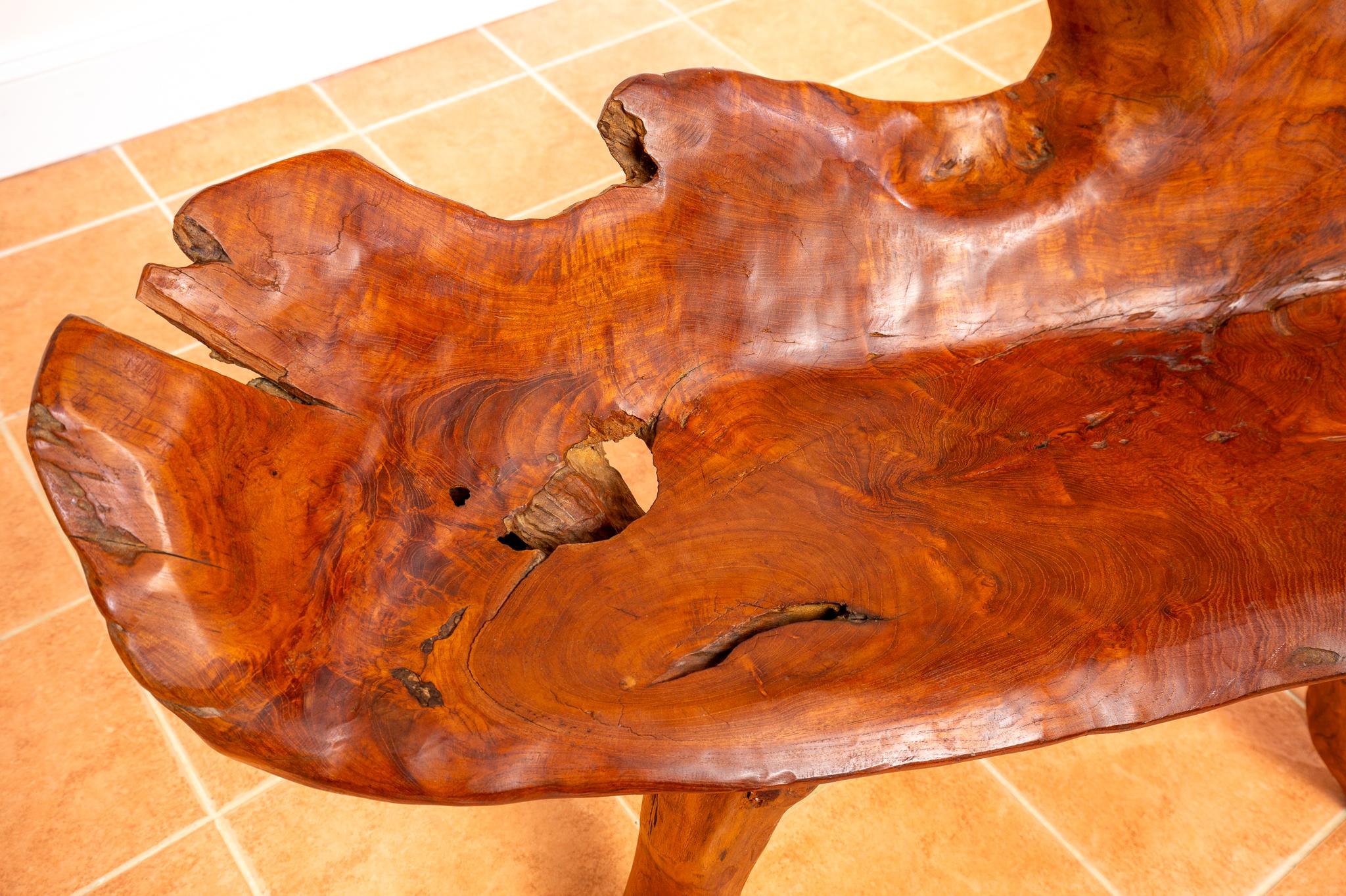 Skulpturale Statement Bank Teak Roots Natural Organic Artistic Holz Rustikal MCM (Handgeschnitzt) im Angebot