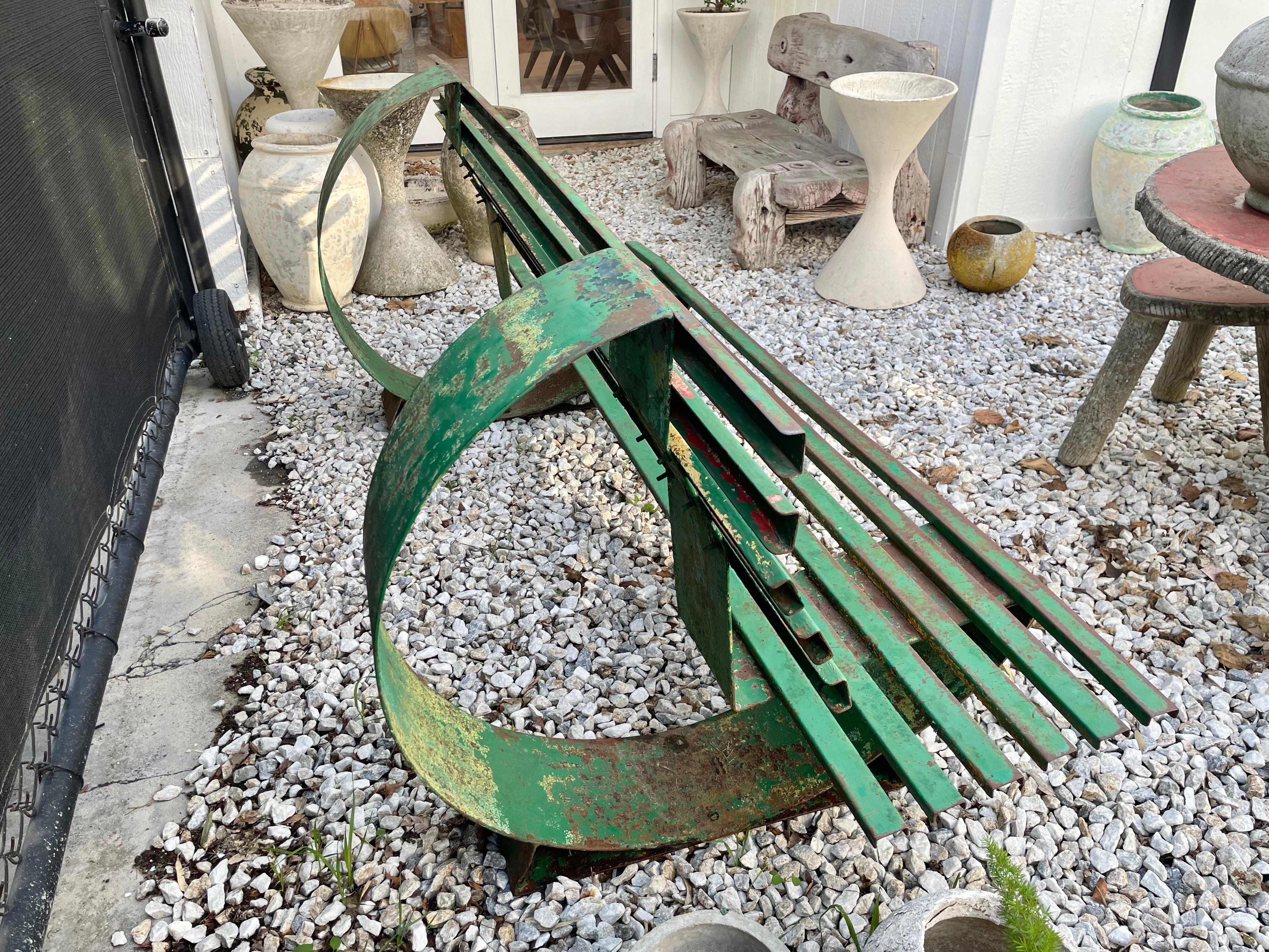 Galvanized Steel Manelco Bench, Cannes, France 1958 For Sale 3