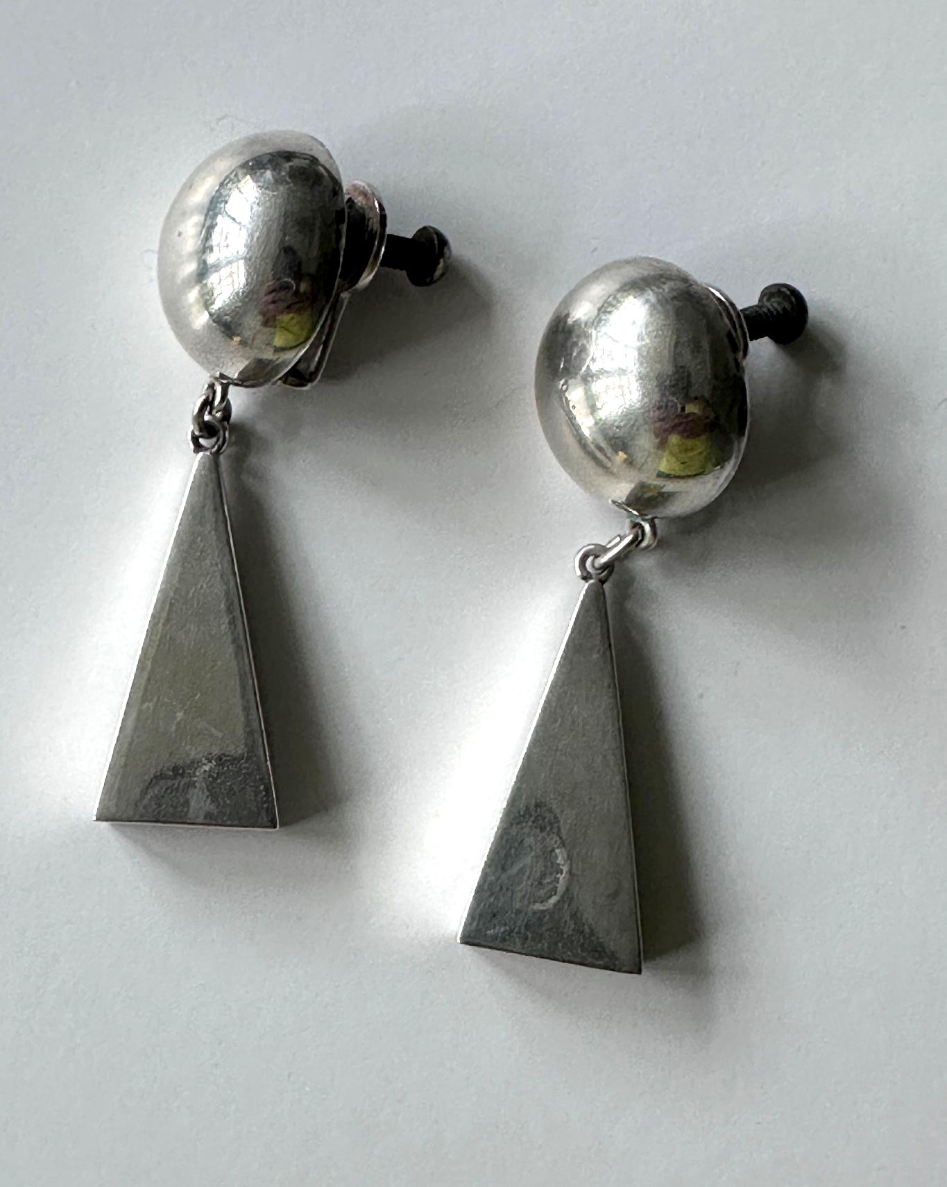 Collier et boucles d'oreilles sculpturaux en argent par Graziella Laffi en vente 2