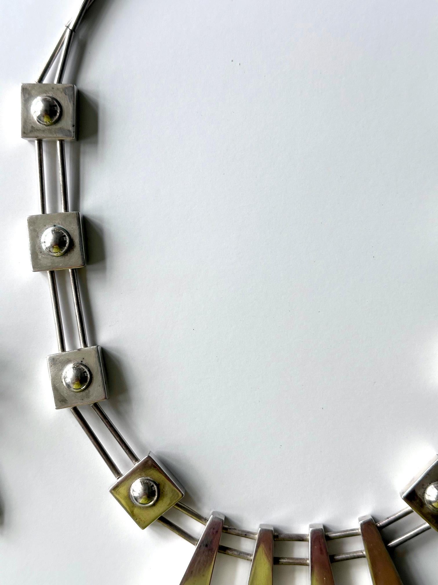 Suite de colliers et de boucles d'oreilles sculpturaux en argent par Graziella Laffi Bon état - En vente à Atlanta, GA
