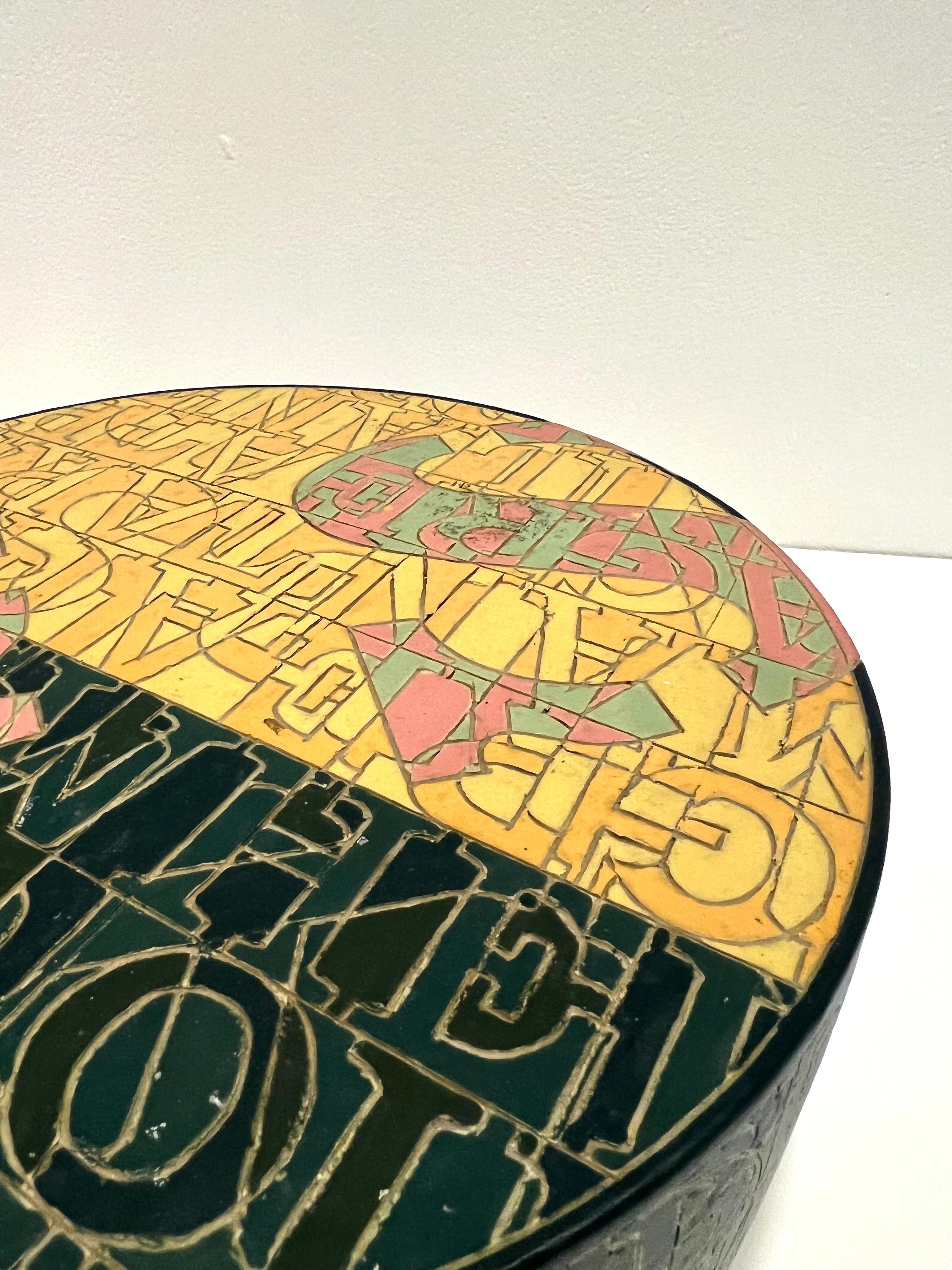 Oggetto scultoreo in gres con lettere incise di Bo Kristiansen, Danimarca in vendita 9