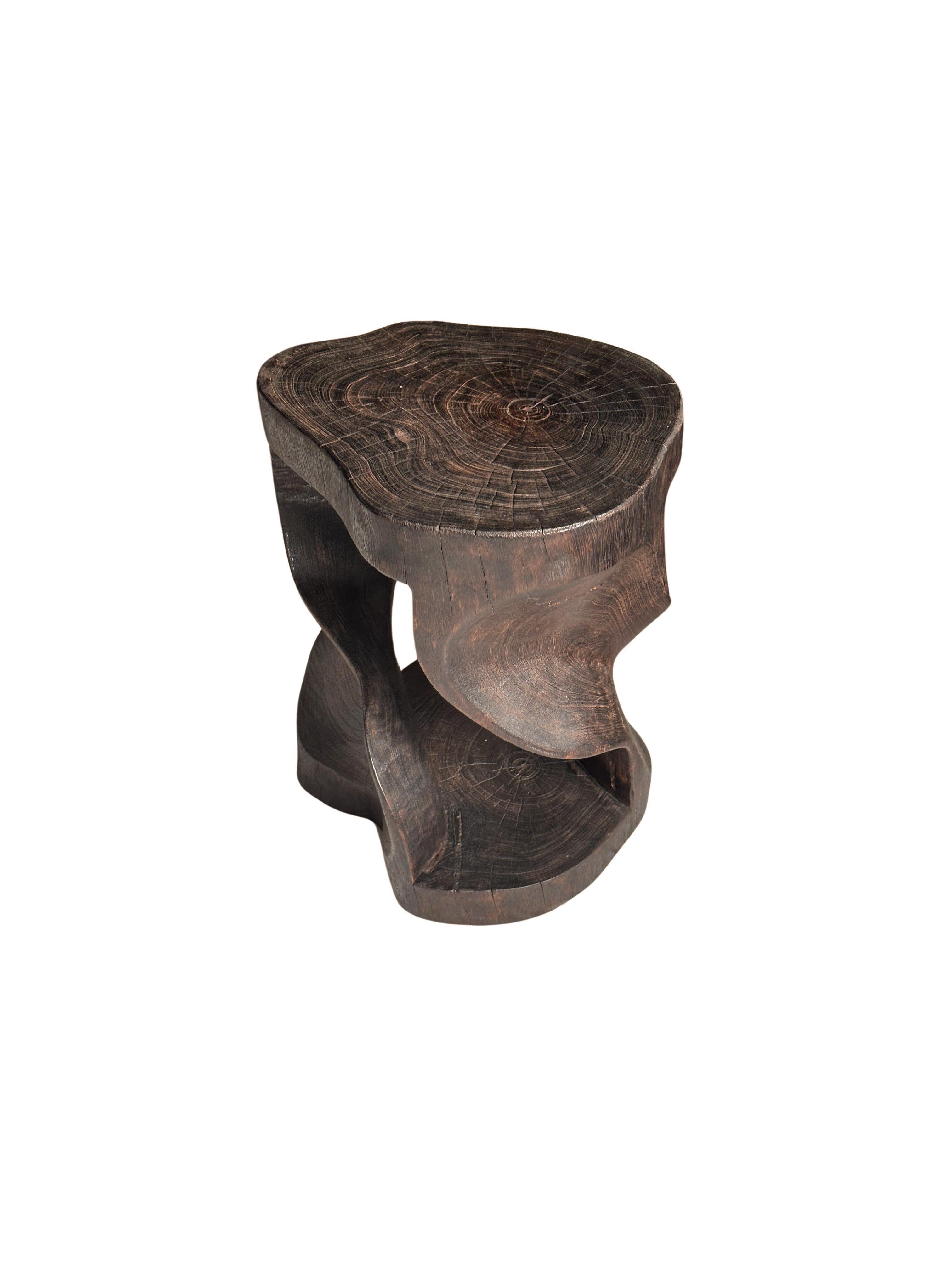 Sculptural Stool Carved from Solid Mango Wood Modern Organic In New Condition For Sale In Jimbaran, Bali