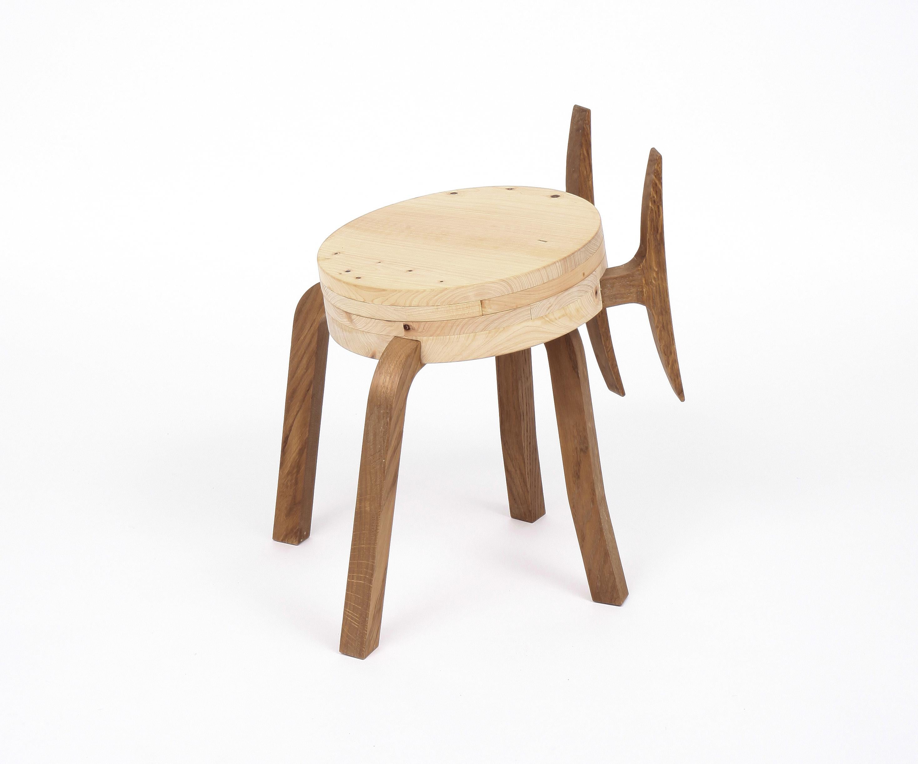 Taburete escultórico DOTTOD 002 - Homenaje generado por IA al taburete 60 de Alvar Aalto, 1933 en venta 5