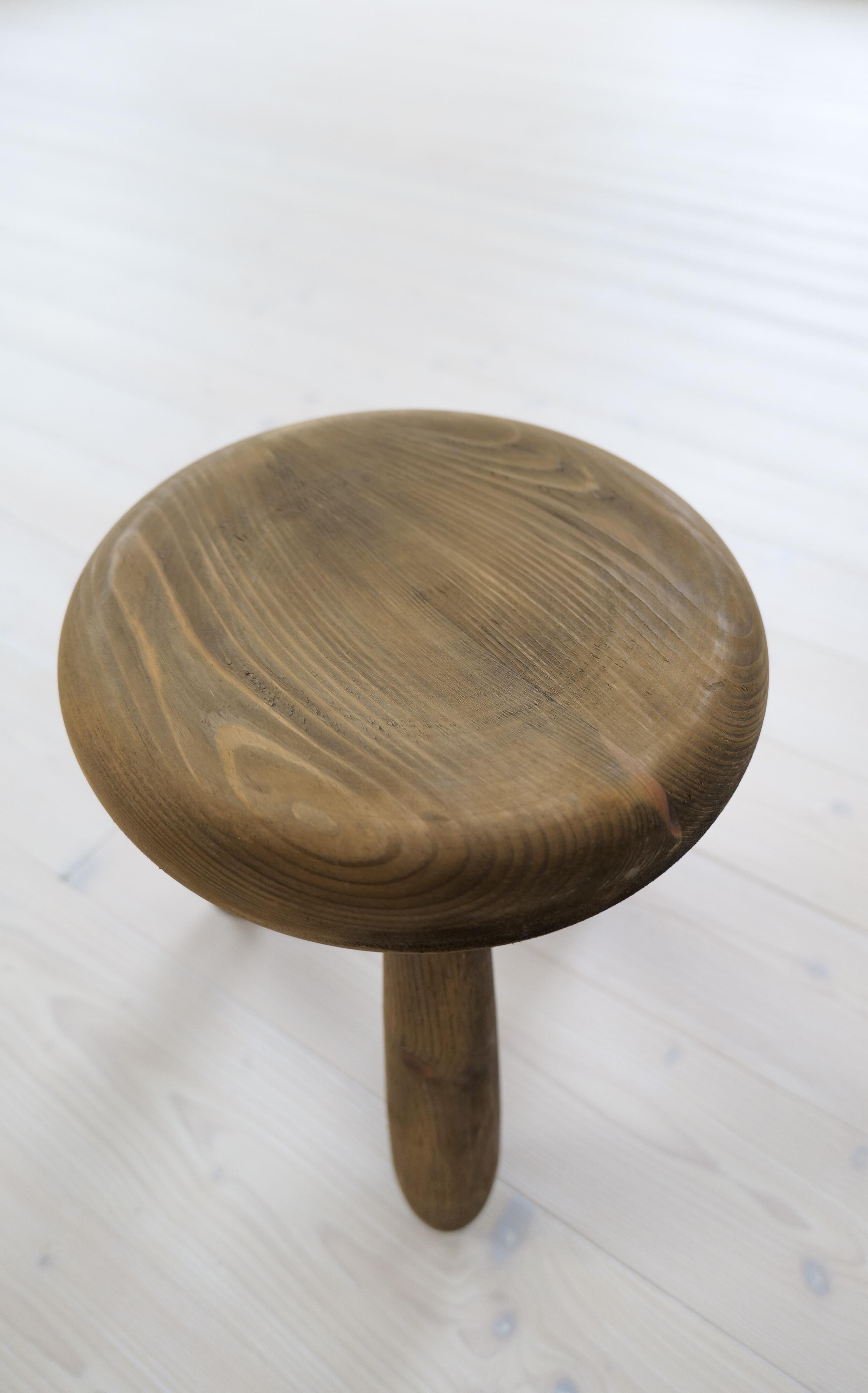 Sculptural Stool in Stained Pine, Attributed to Ingvar Hildingsson, Sweden 1970 For Sale 2