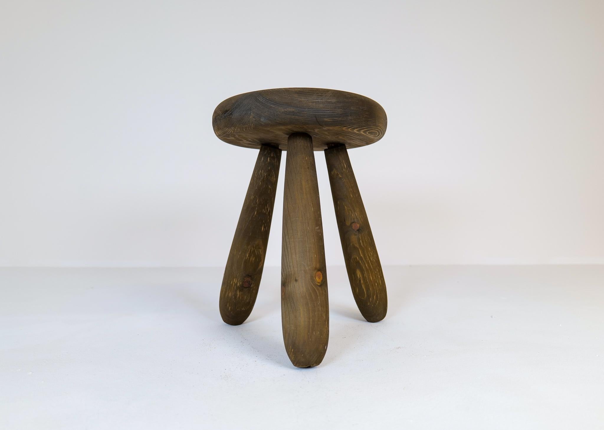 Sculptural Stool in Stained Pine, Attributed to Ingvar Hildingsson, Sweden, 1970s For Sale 2