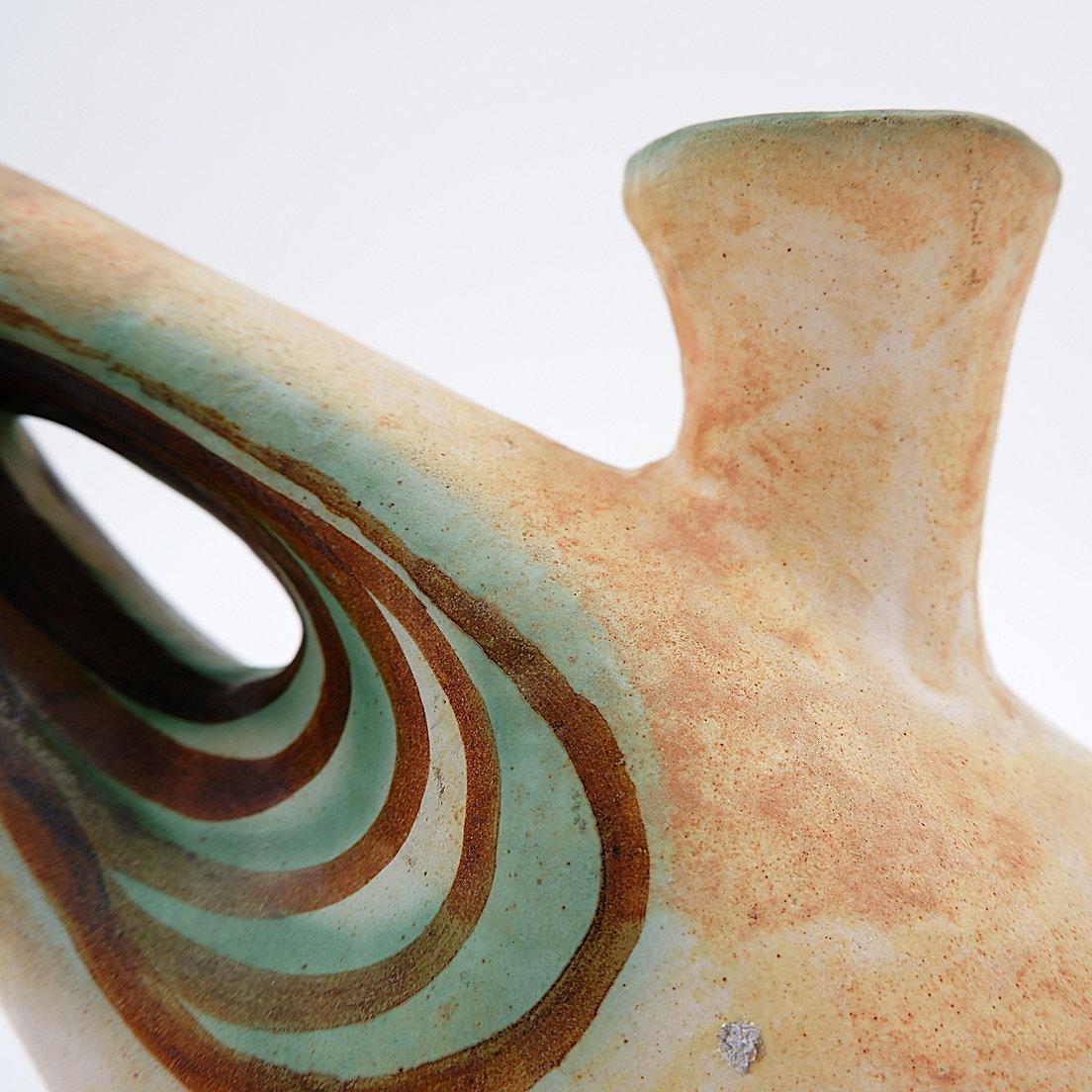Grec Vase d'art sculptural en céramique d'atelier par le céramiste Nikos Dazelidis, Grèce, années 1960 en vente