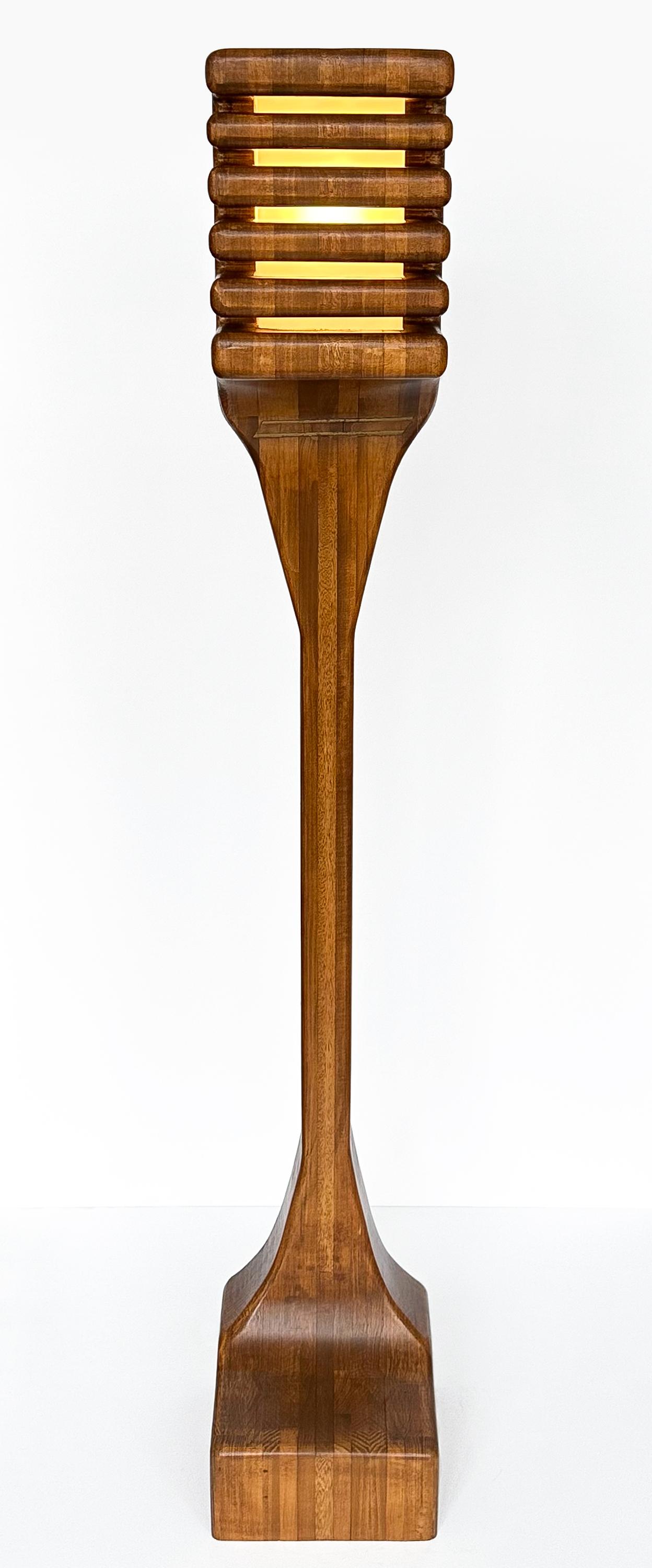 Sculptural Studio Craft Carved Wood Floor Lamp In Good Condition For Sale In Chicago, IL