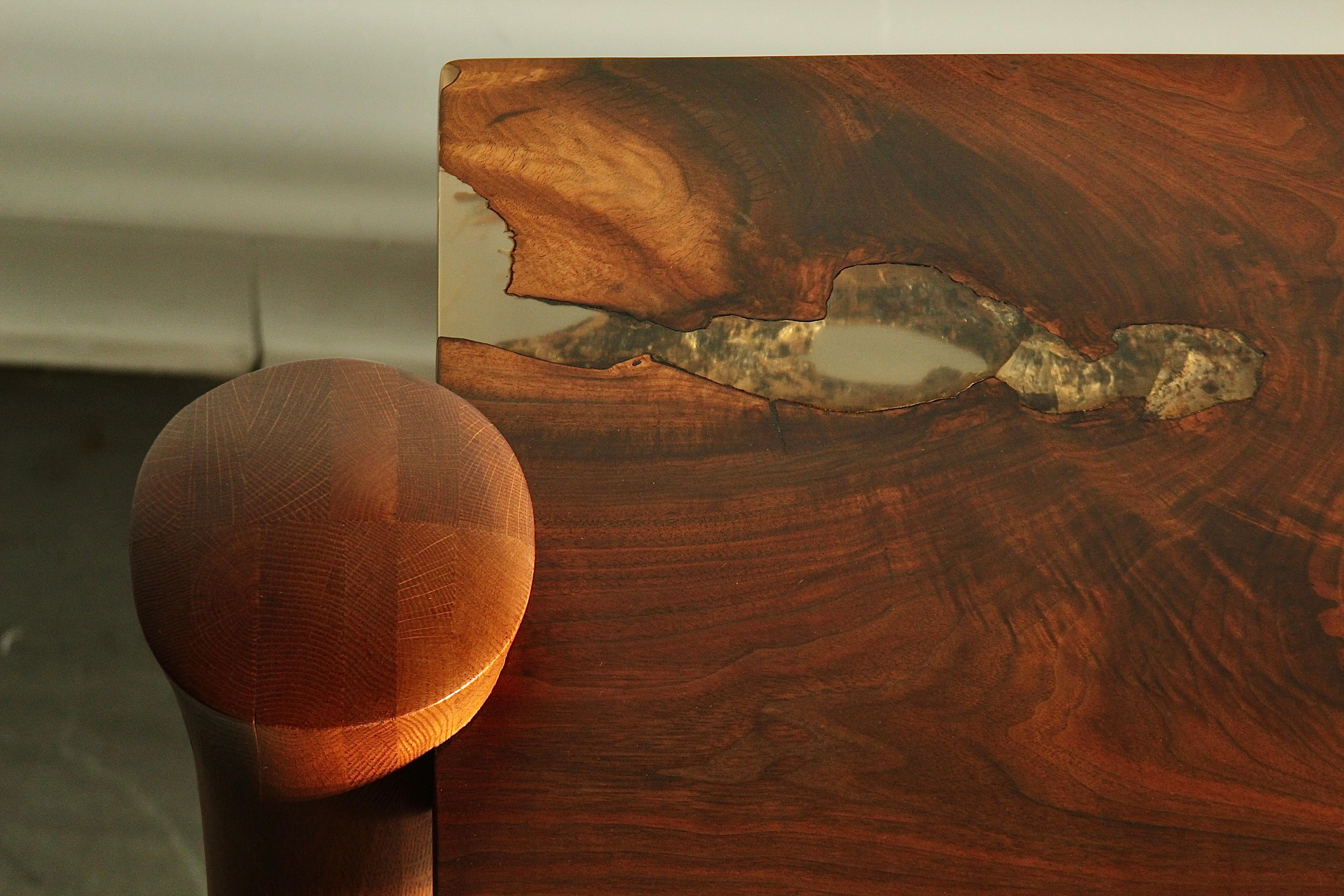 Sculptural Studio Craft Walnut Console by Gary Ambrose, 1984 For Sale 3