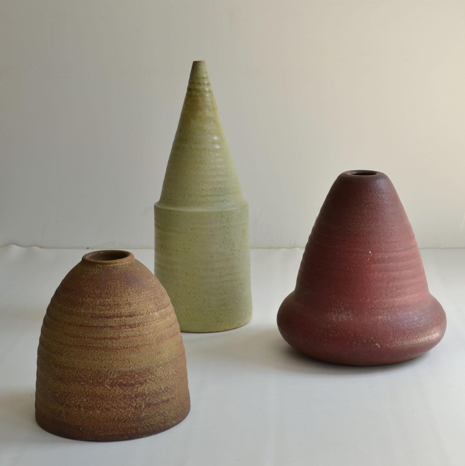 Sculptural Studio Pottery Vase in Earth Tones and Beehive Shape by Piet Knepper  For Sale 1