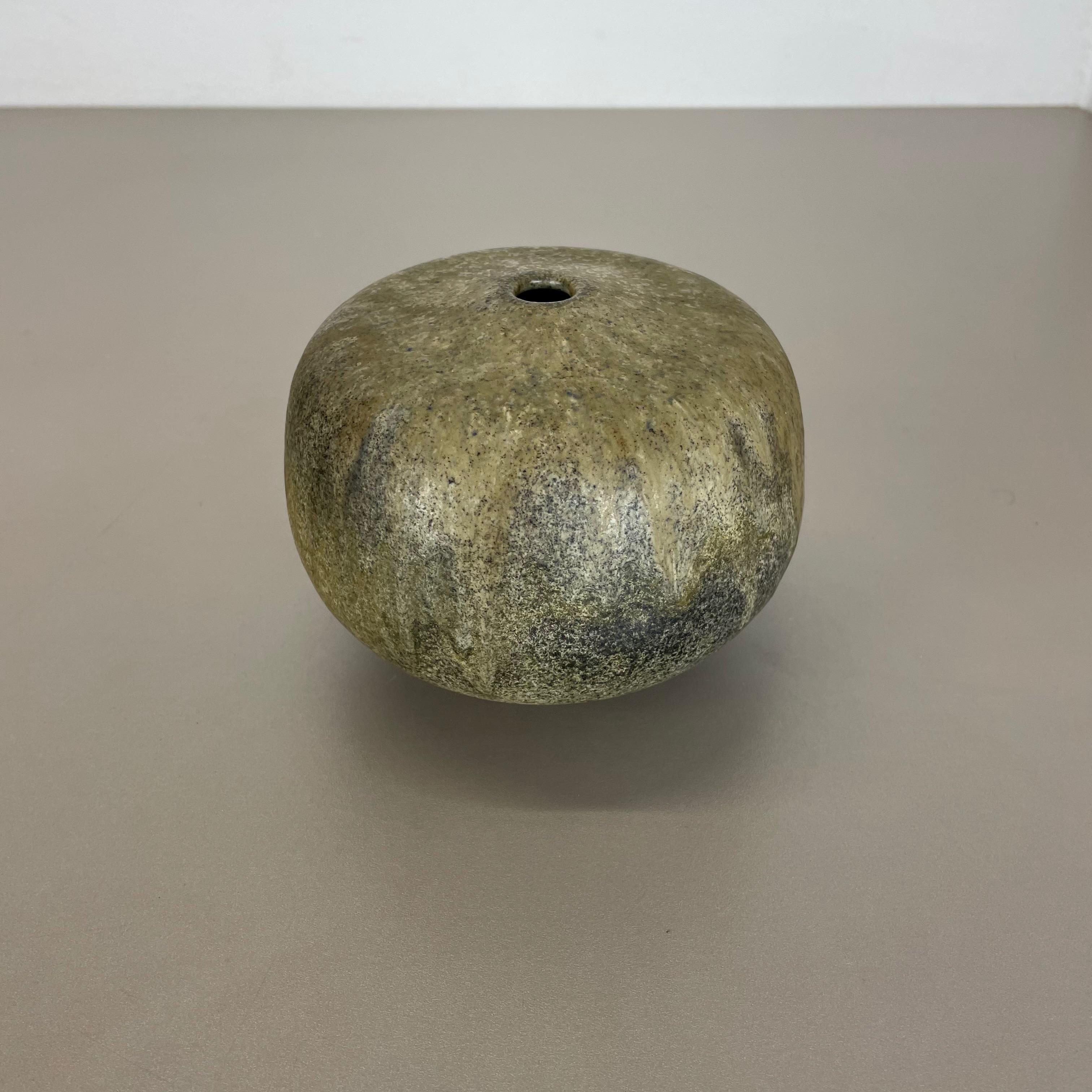 Sculptural Studio Pottery Vase Object by Otto Meier, Worpswede, Germany, 1970s In Good Condition For Sale In Kirchlengern, DE