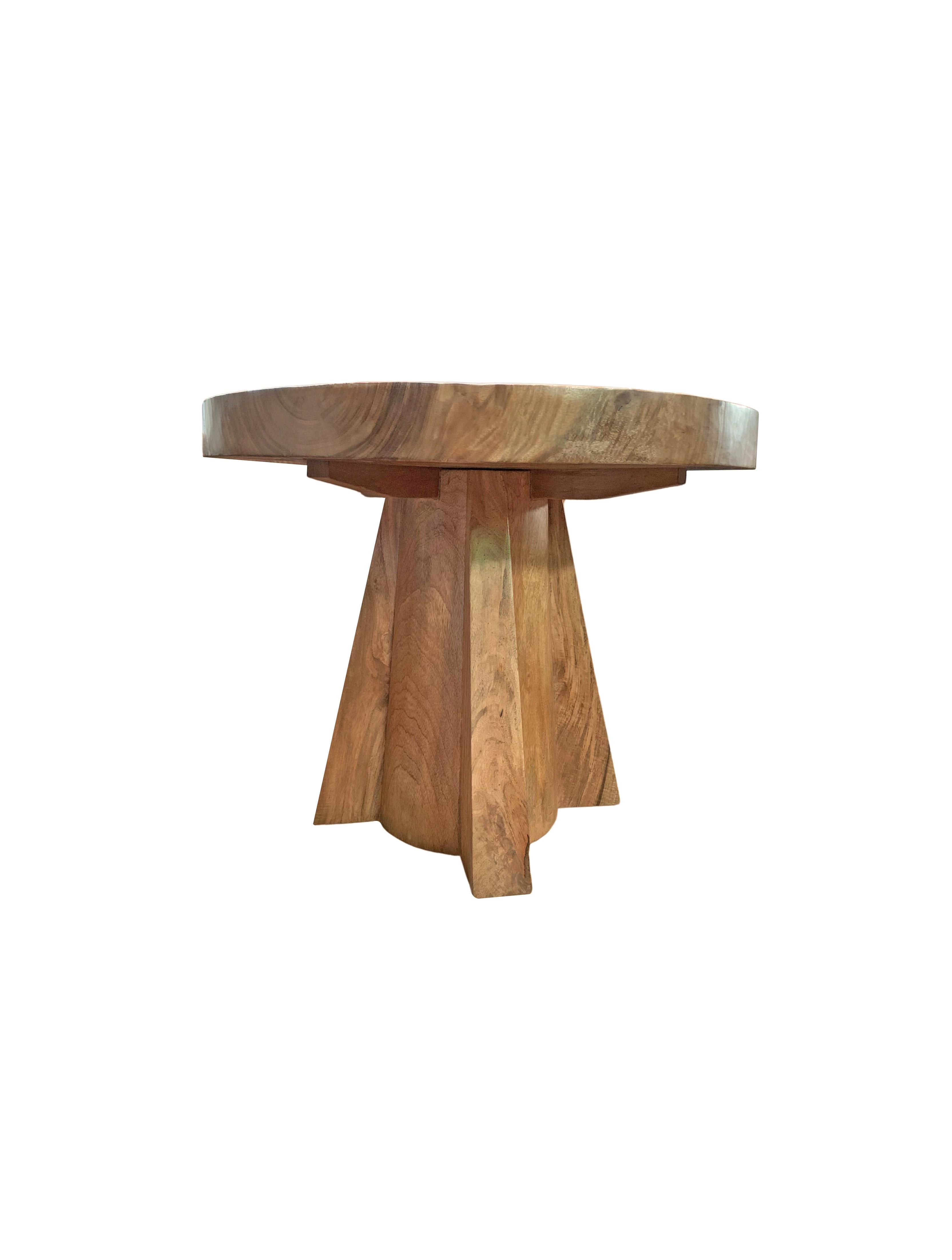 Indonesian Sculptural Suar Wood Round Table, Natural Finish For Sale