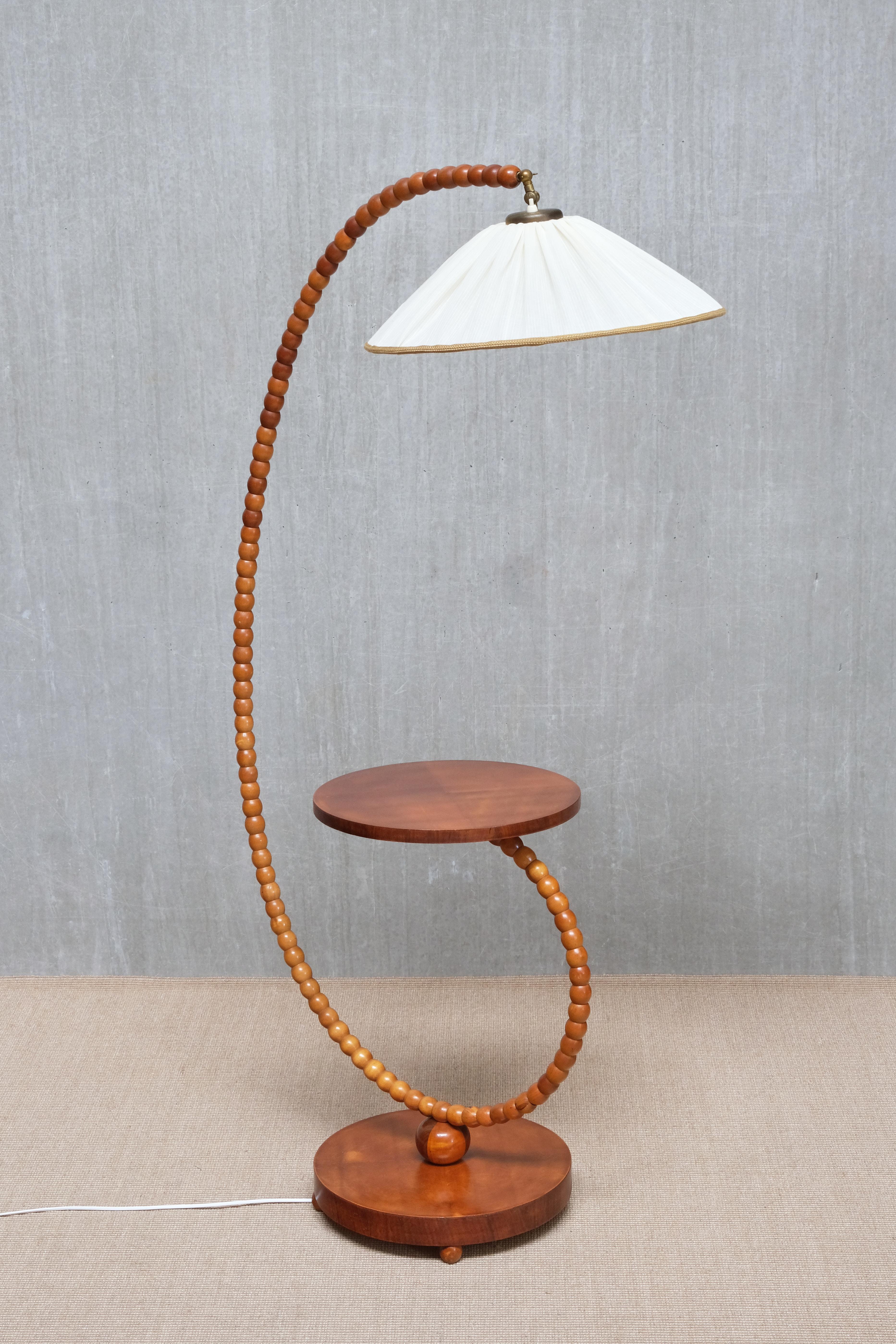 Beech Sculptural Swedish Modern Floor Lamp with Table & Turned Orb Arm, Late 1930s For Sale