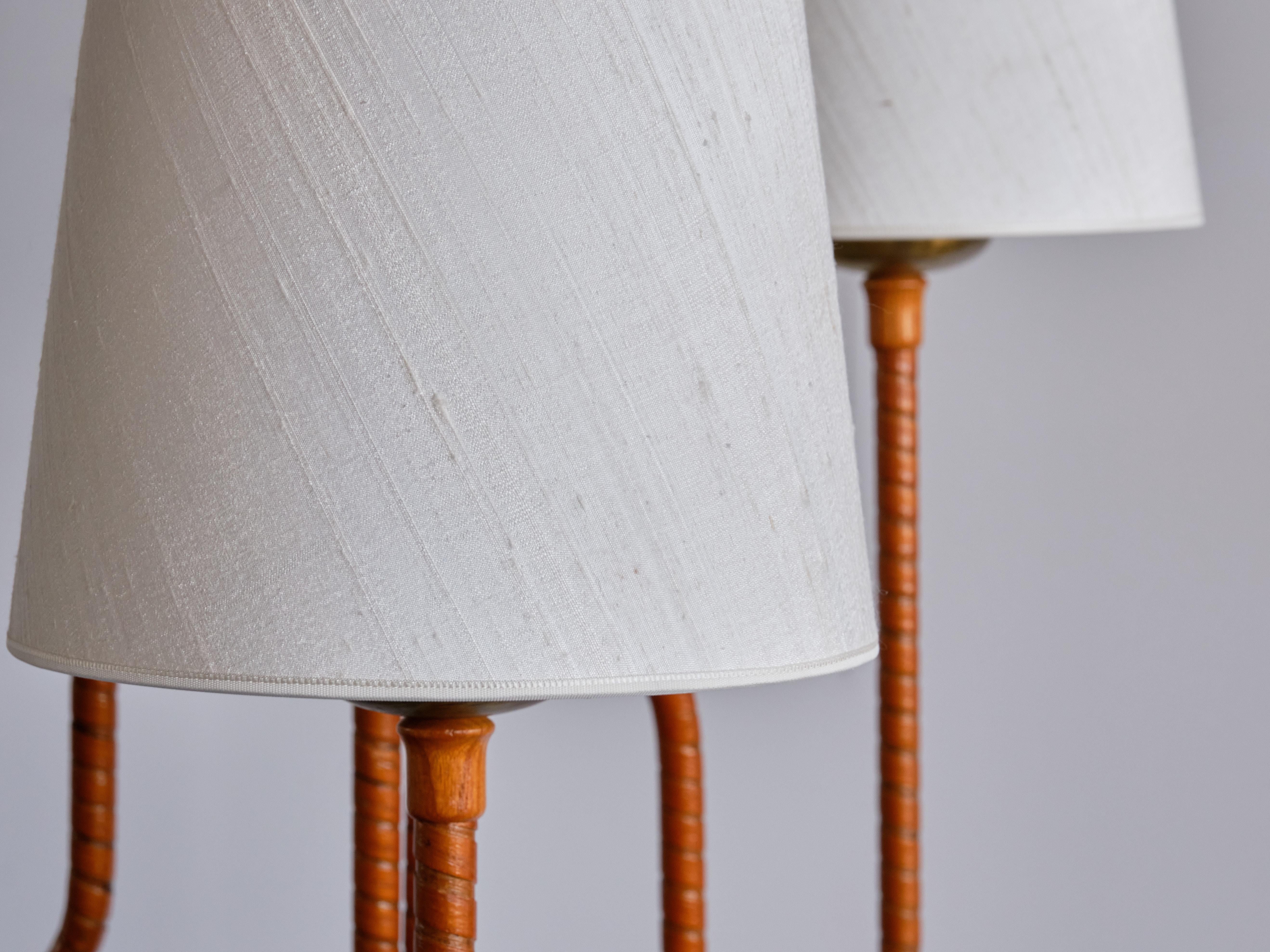 Sculptural Swedish Modern Three Arm Floor Lamp in Elm and Silk,  1930s For Sale 7