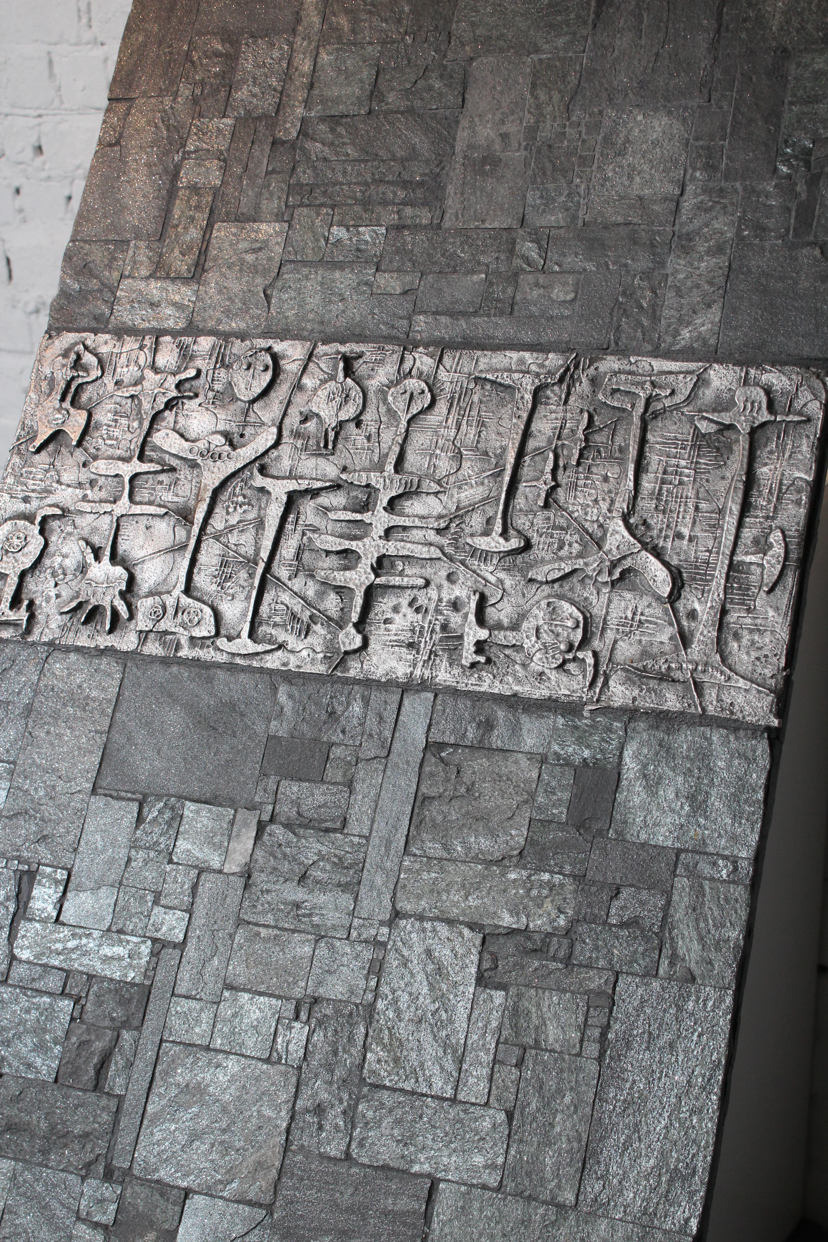 Belge Table sculpturale de Pia Manu en vente