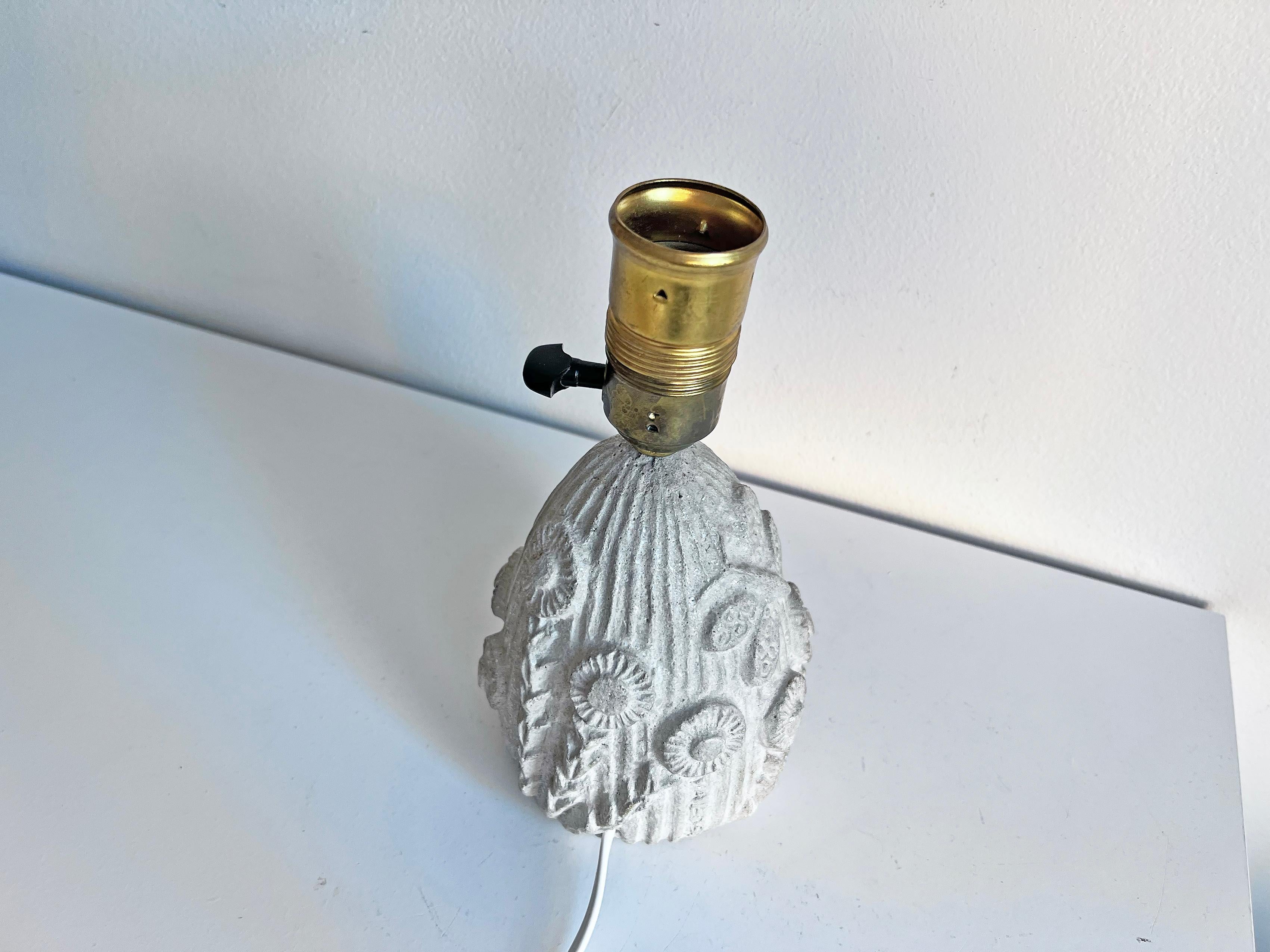 Milieu du XXe siècle Lampe de table par Erling Valldeby, ca 1940-50s en vente