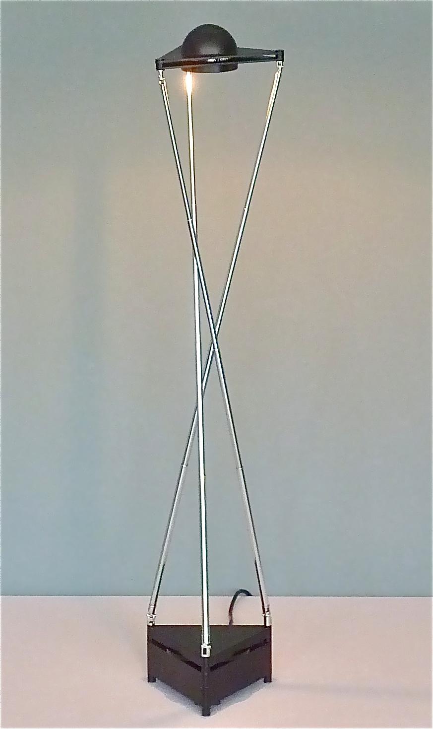 Fin du 20e siècle Lampe de table sculpturale de F.A. Porsche Lucitalia Chrome Métal Noir Plastique 1980 en vente