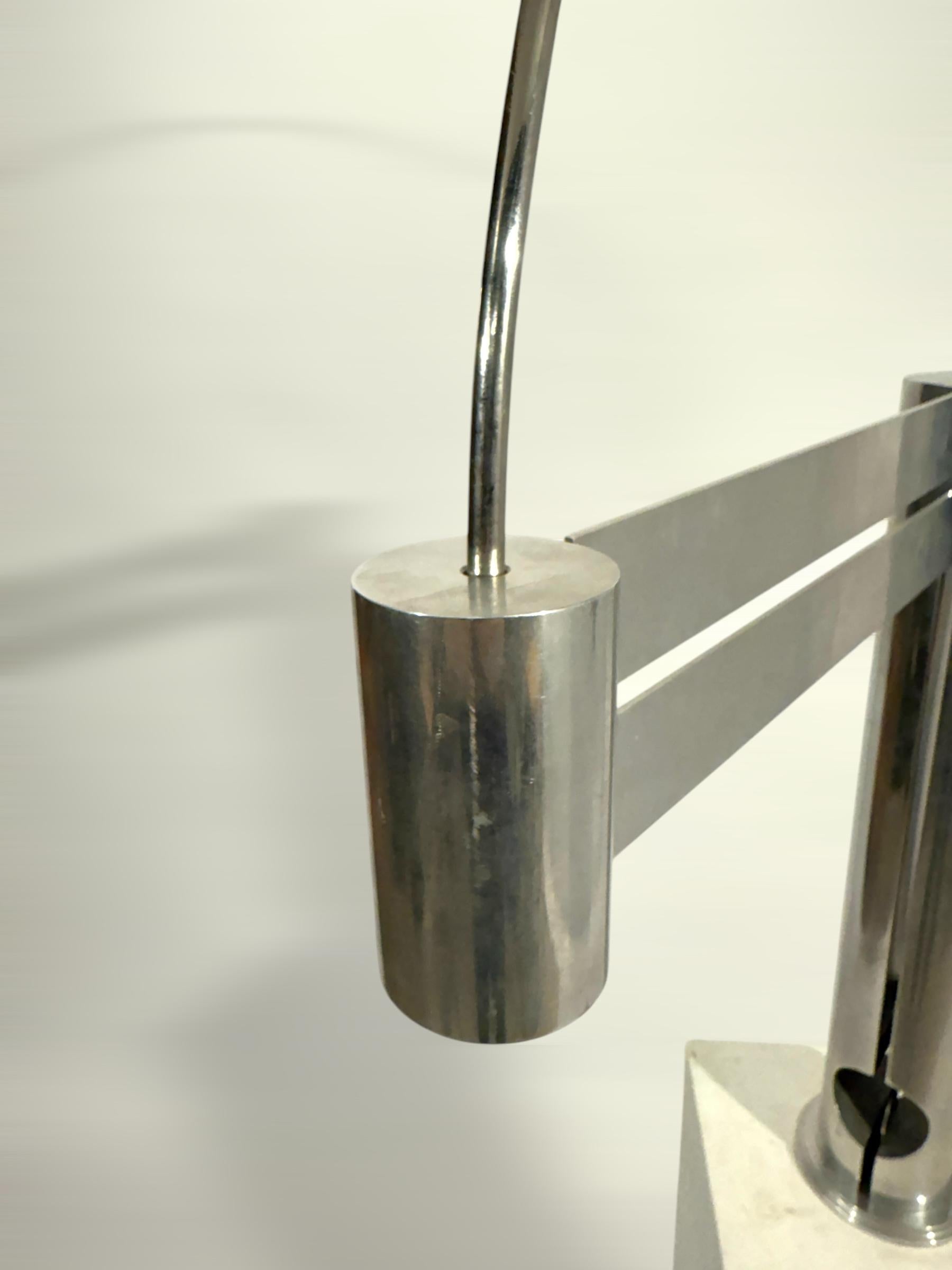 Lampe de table sculpturale de Pierre Lallemand, édition limitée Bon état - En vente à Brussels, BE
