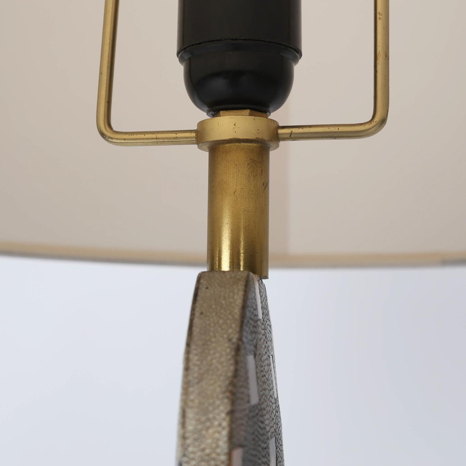 French Sculptural Table Lamp in Shagreen and Horn with Brass Fittings, 1980s For Sale