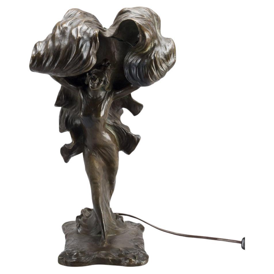 Sculptural table lamp in solid bronze, Adolf Jonsson, Paris Art Nouveau
