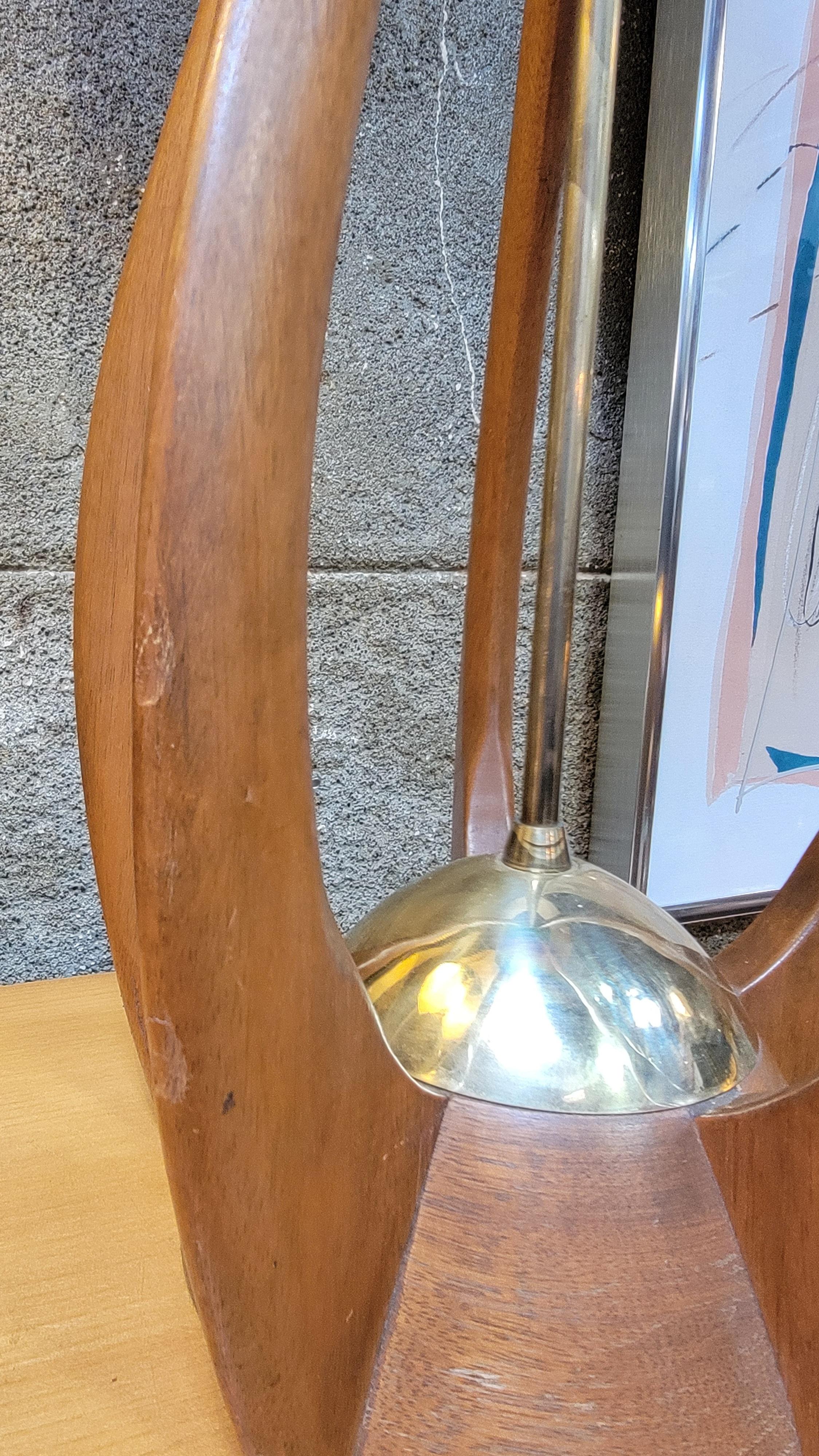 Walnut Sculptural Table Lamp manner of Modeline For Sale