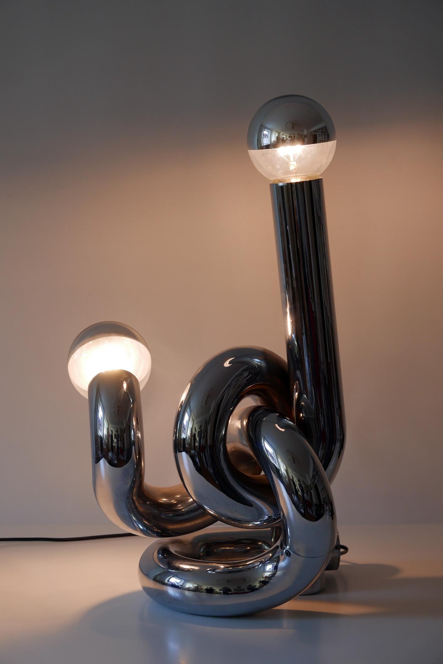Milieu du XXe siècle Lampe de table ou lampadaire sculptural 'Bruco' de Giovanni Banci:: années 1960:: Italie en vente
