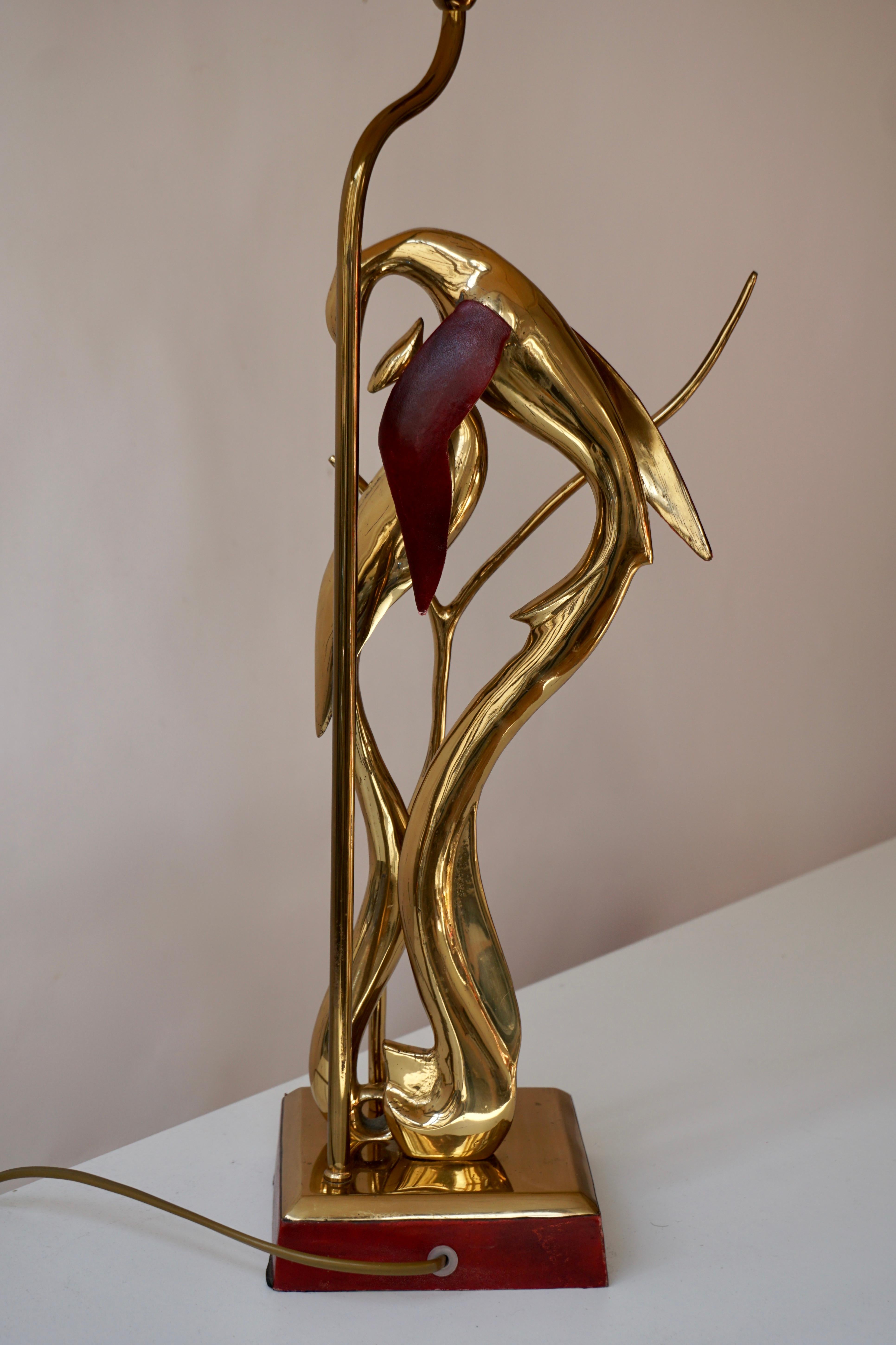 Sculptural Table Lamp with Birds in Brass and Leather, 1970s For Sale 12