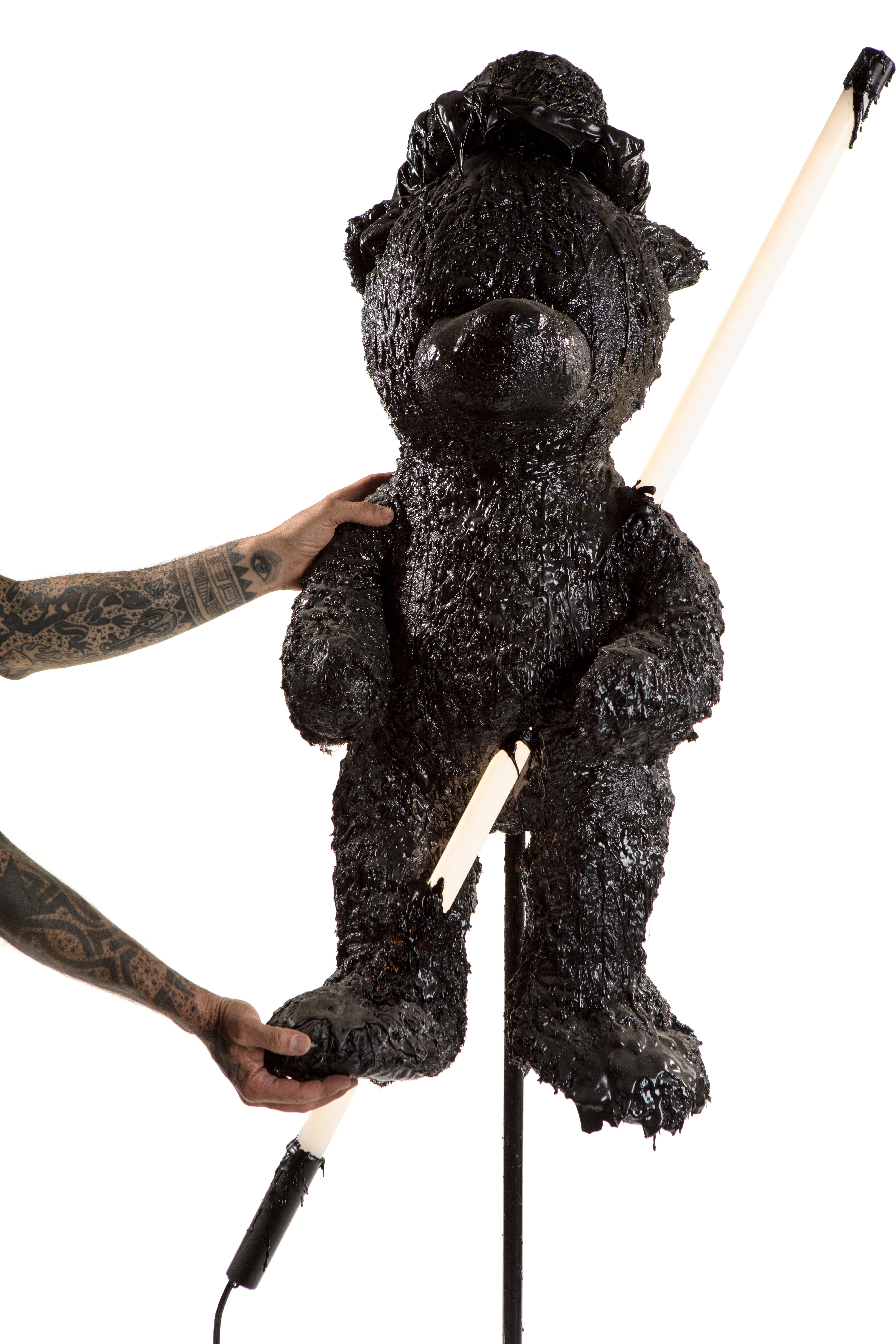 Schwarze Teddybär-Stehlampe oder Skulptur aus Tarn, 21. Jahrhundert, von Mattia Biagi im Angebot 9