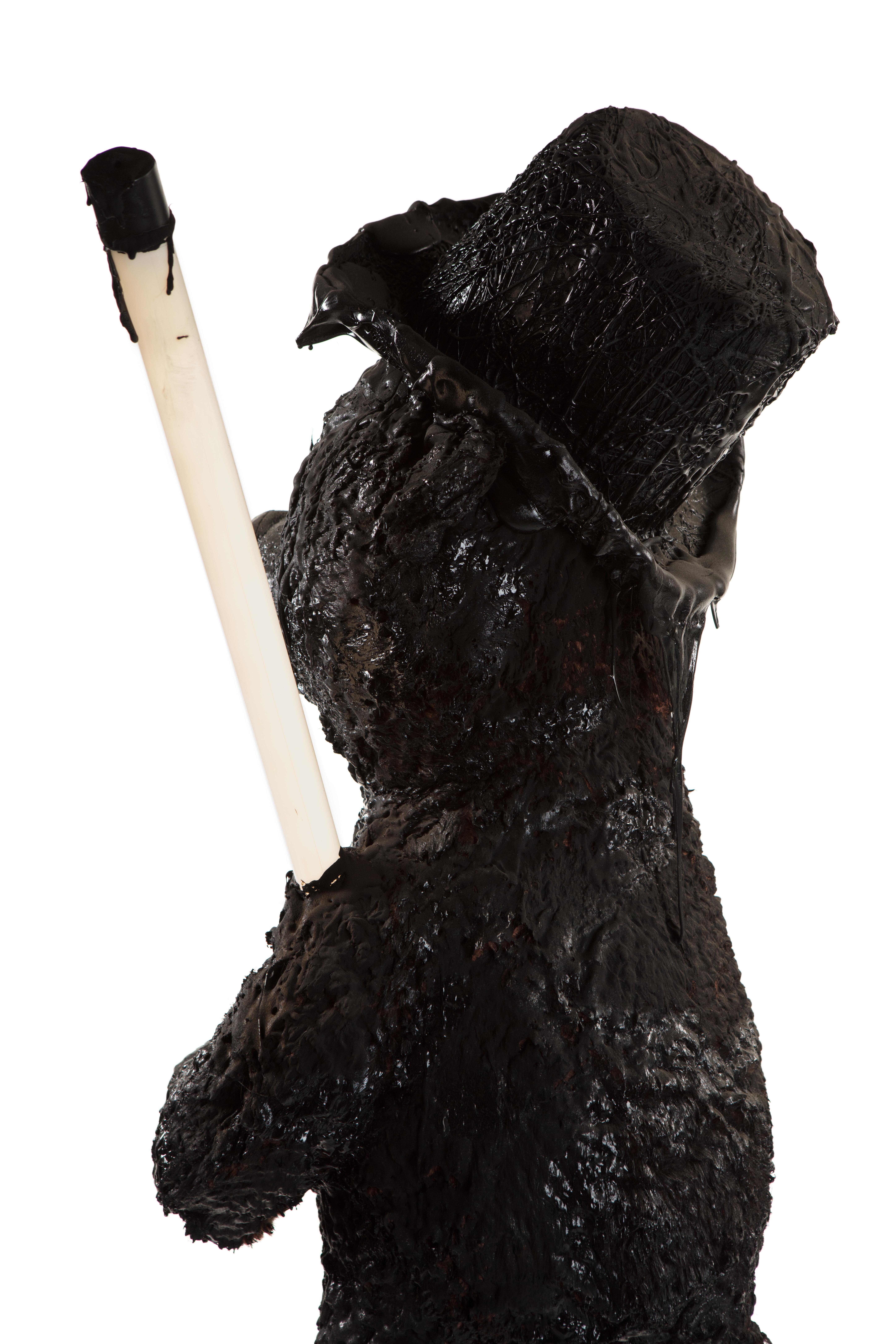 Lampada o scultura da terra con orsetto nero TAR, 21° secolo, di Mattia Biagi in vendita 2