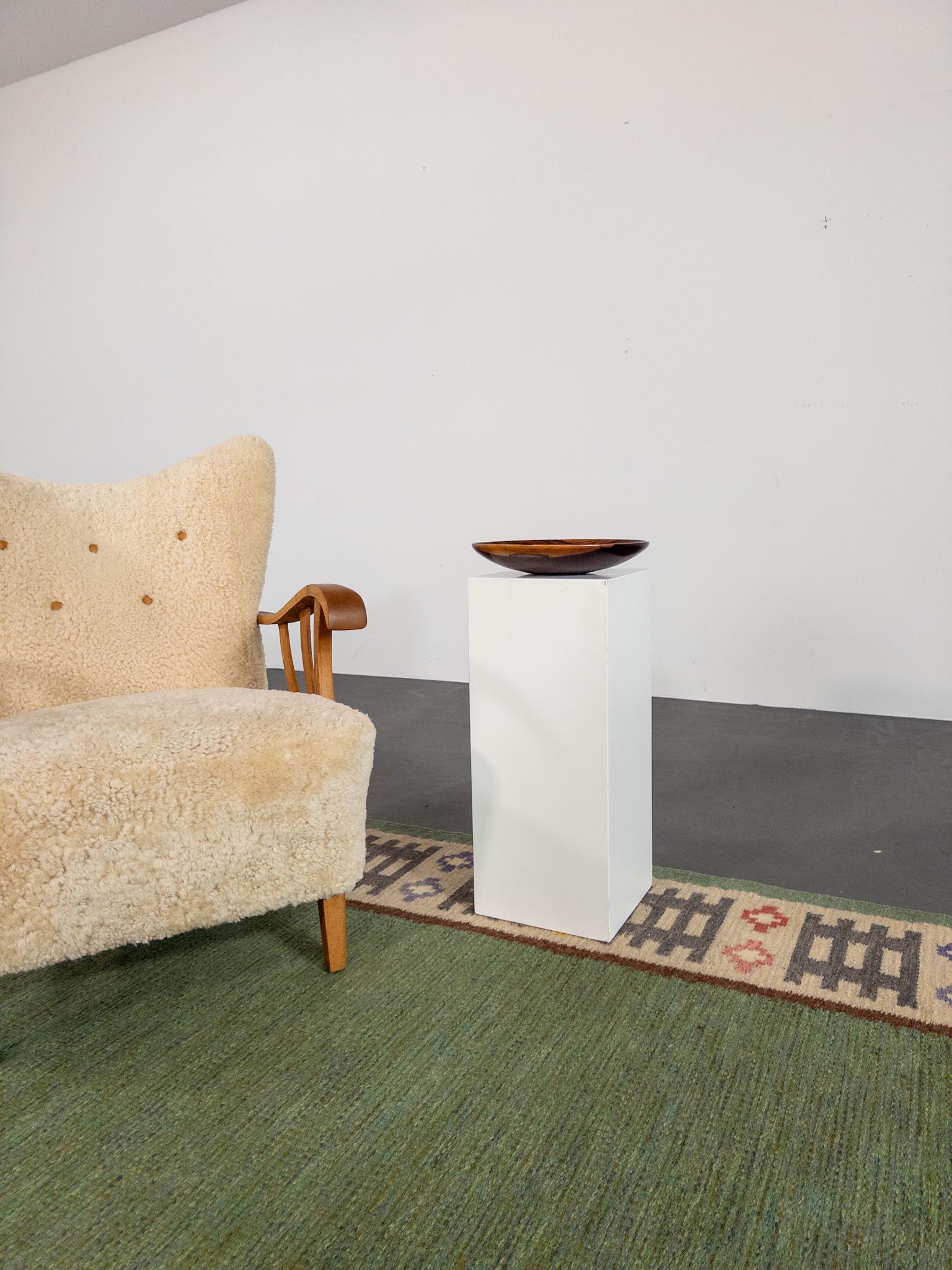Suédois Bol sculptural en teck par Sigvard NIlsson pour Söwe Konst, Suède, années 1960 en vente