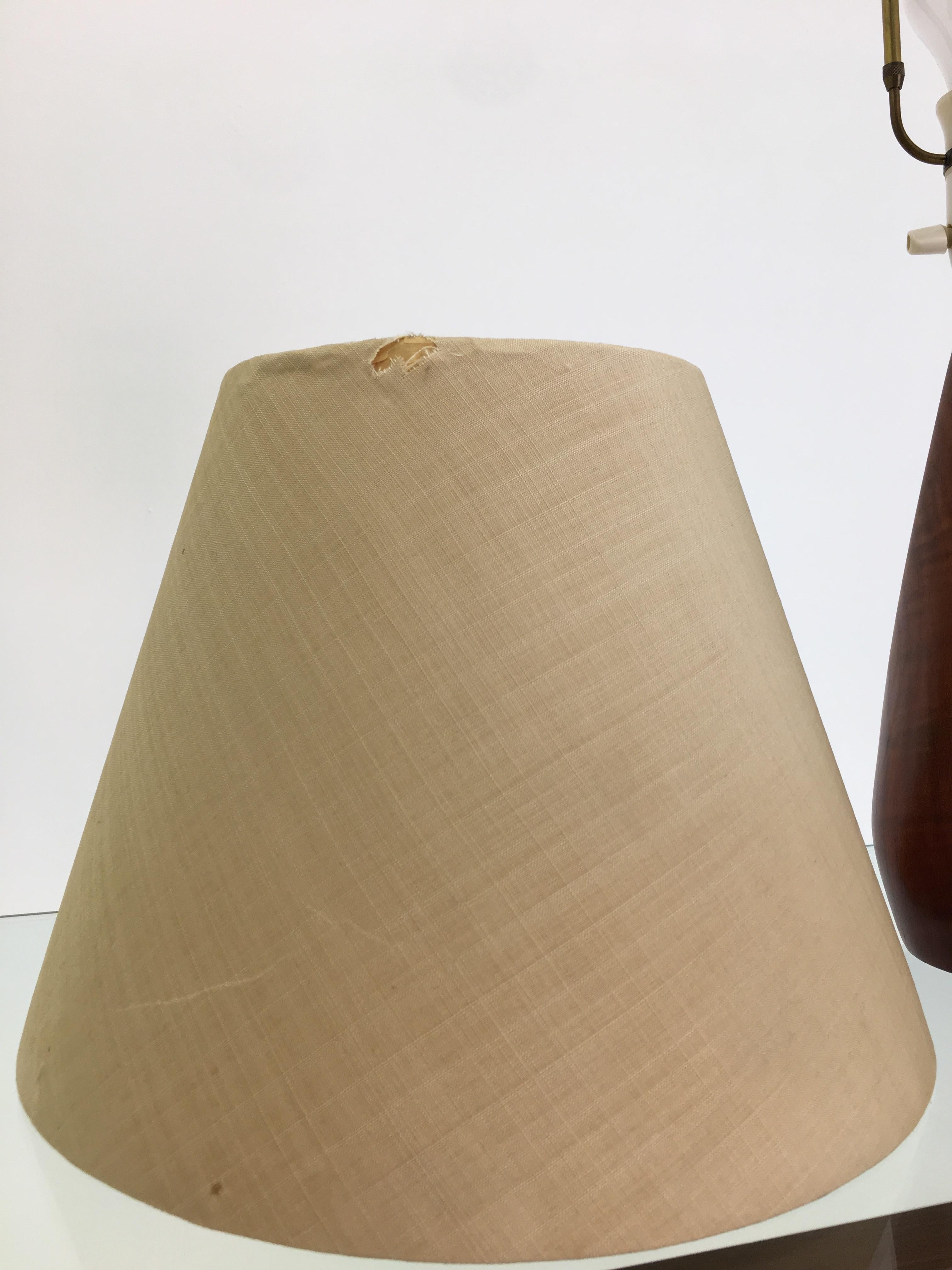 Sculptural Teak Table Lamp by Ernst Henriksen with Original Shade In Good Condition In South Charleston, WV