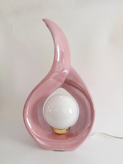Sculptural Teardrop Table Lamp – Iridescent Rose Pink – 1980s Ceramic Art Deco