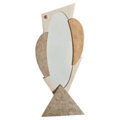 Miroir de sol sculptural en pierre tessellée de la collection Marquis