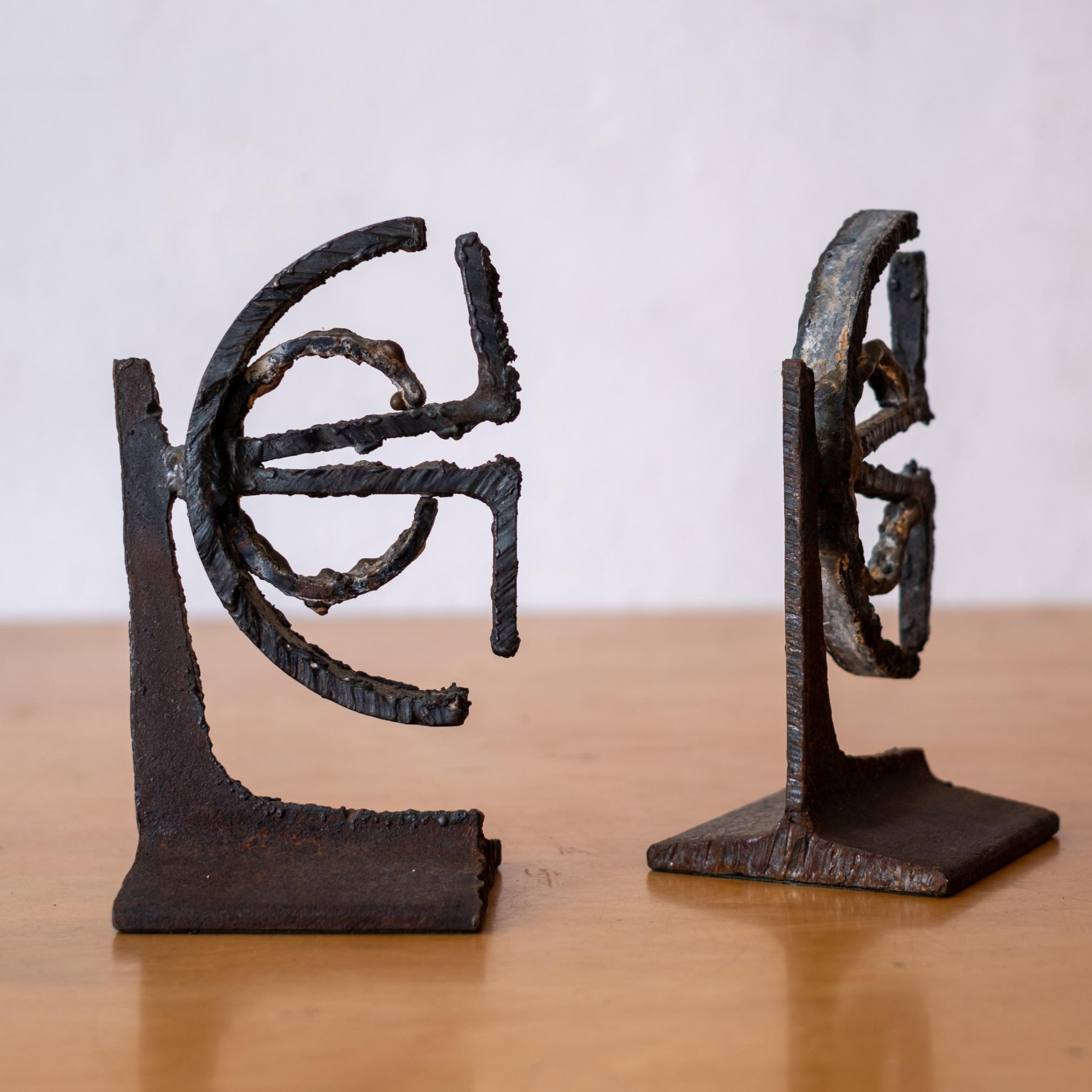 American Sculptural Torch Cut Steel Brutalist Bookends 1970s For Sale