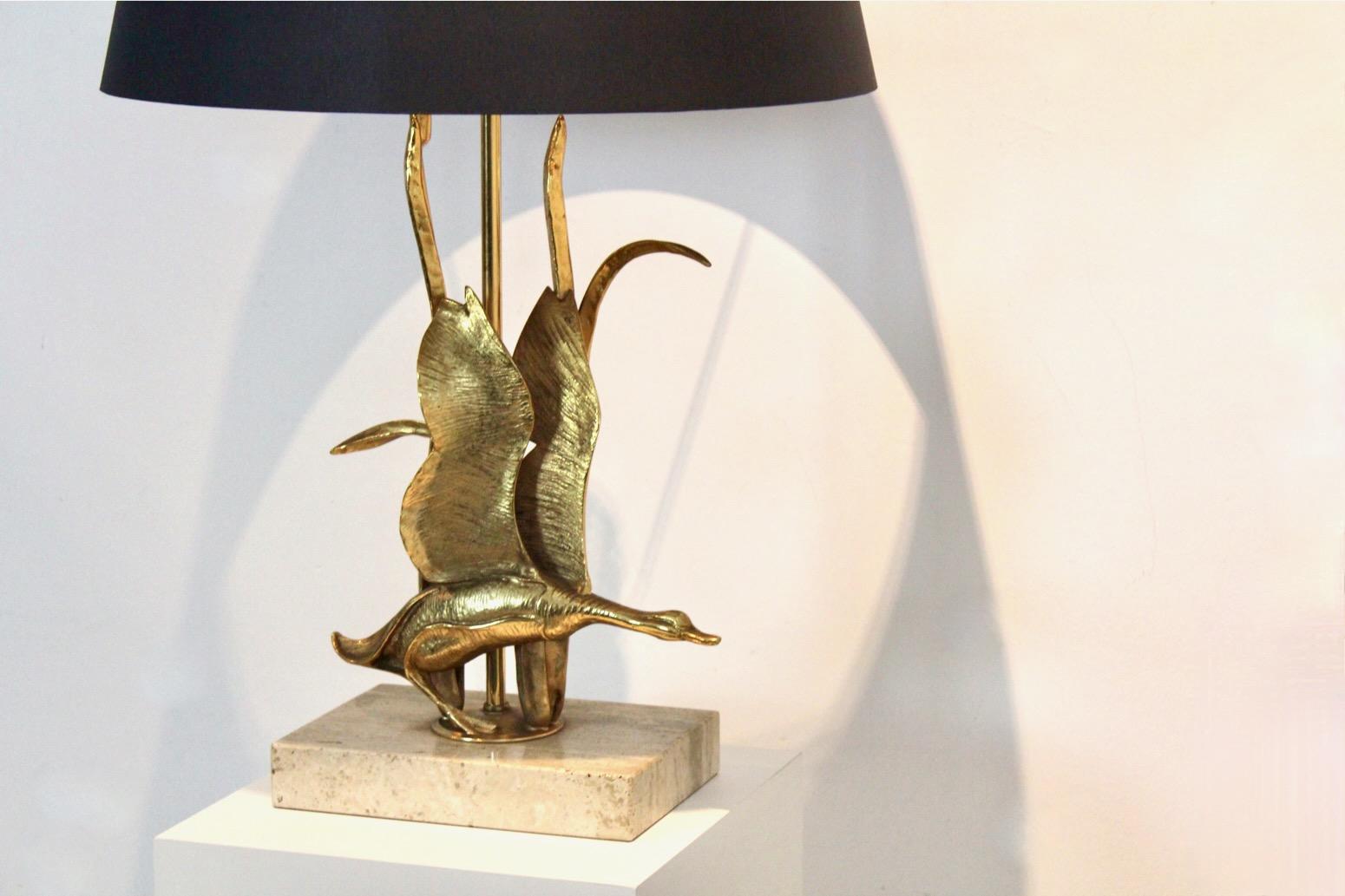 italien Lampes de table sculpturales en travertin et métal doré Wild Duck de Lanciotto Galeotti en vente