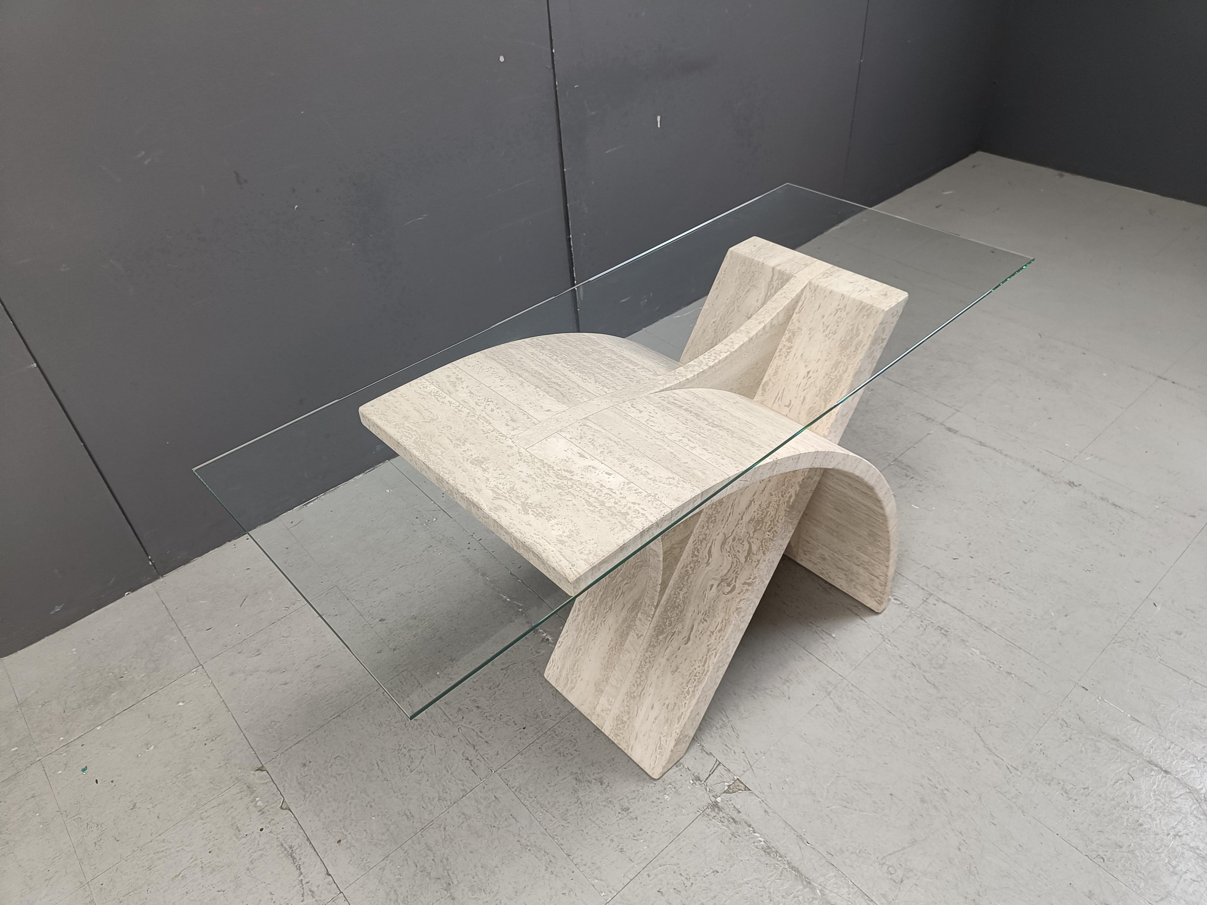 Fin du 20e siècle Table console sculpturale en travertin, 1970 en vente