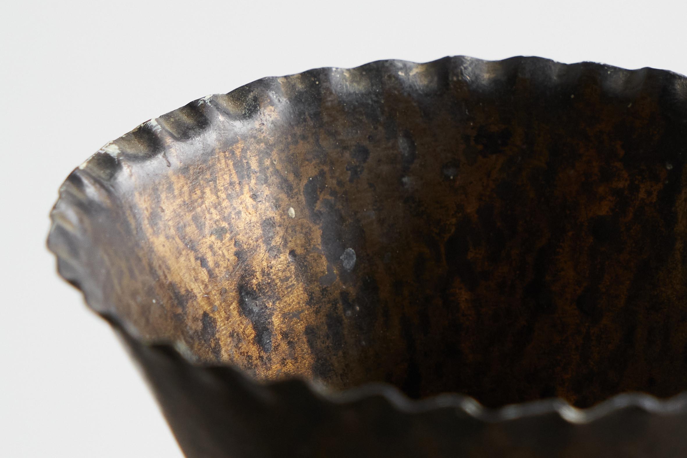 Europeo Vaso scultoreo Trench Art anni '20 in vendita