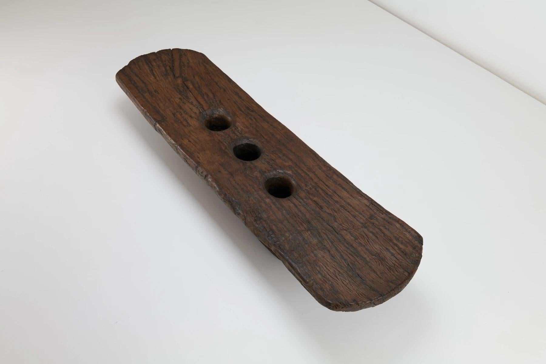 Sculptural Tribal Wooden Rice Mortar from NE India Nagaland Coffee Table In Good Condition For Sale In Uxbridge, GB