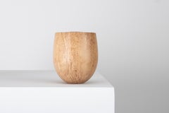 Jarrón escultórico de cuerda torneada del maestro artesano Ray Key en abedul Masur años 90