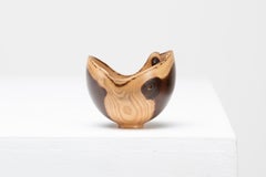 Skulpturale Schale aus gedrechseltem Holz von Meisterhandwerker Bert Marsh, 1990er Jahre