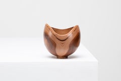 Bol sculptural en bois tourné du maître artisan Bert Marsh, années 1990