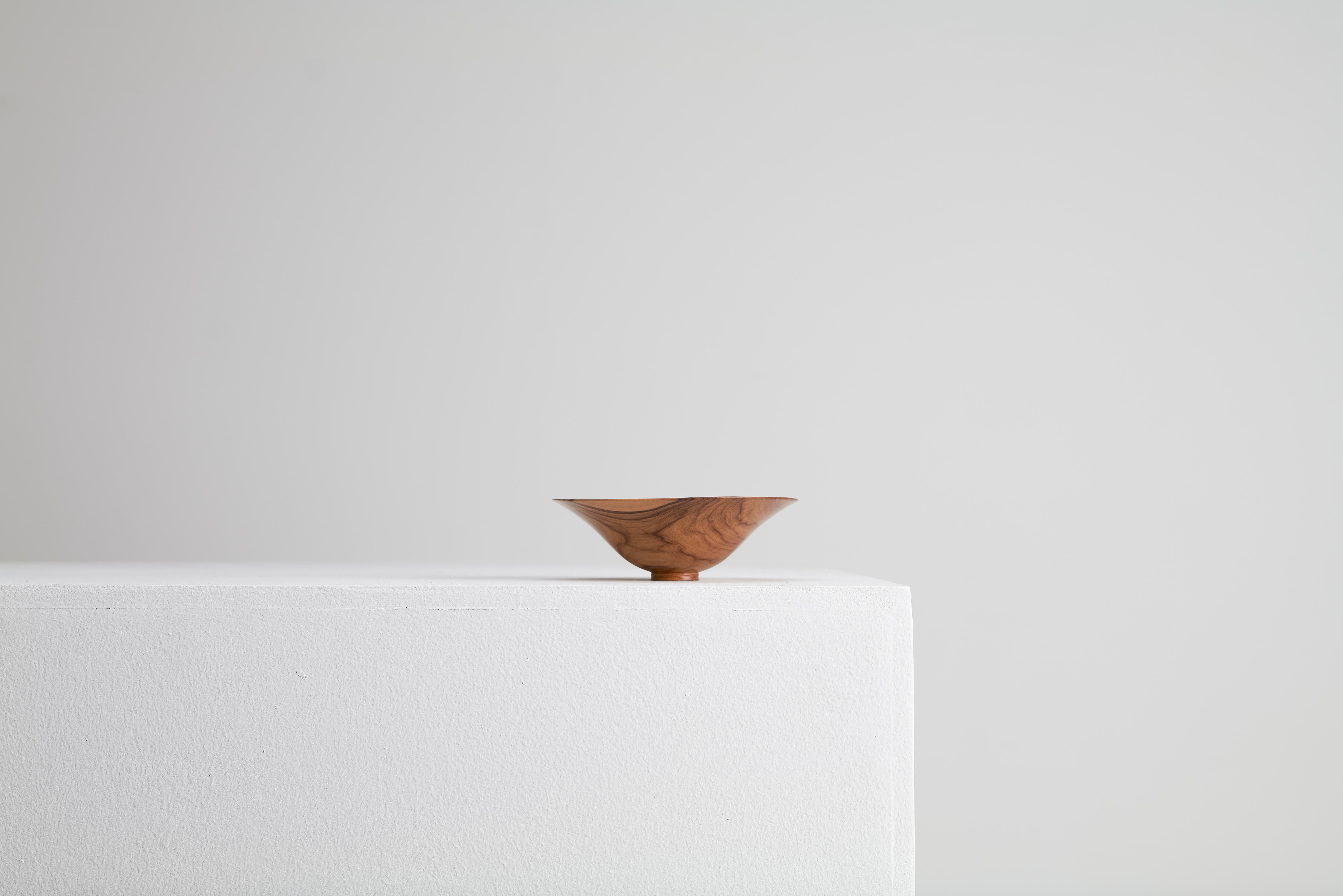 British Sculptural Turned Wooden Bowl by Master Craftsman Bert Marsh 1990s