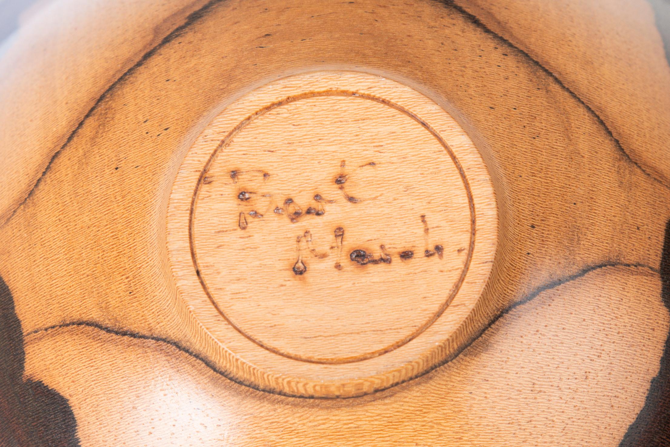 Bol/vase sculptural en bois tourné du maître artisan Bert Marsh, années 1990 Bon état - En vente à Uxbridge, GB