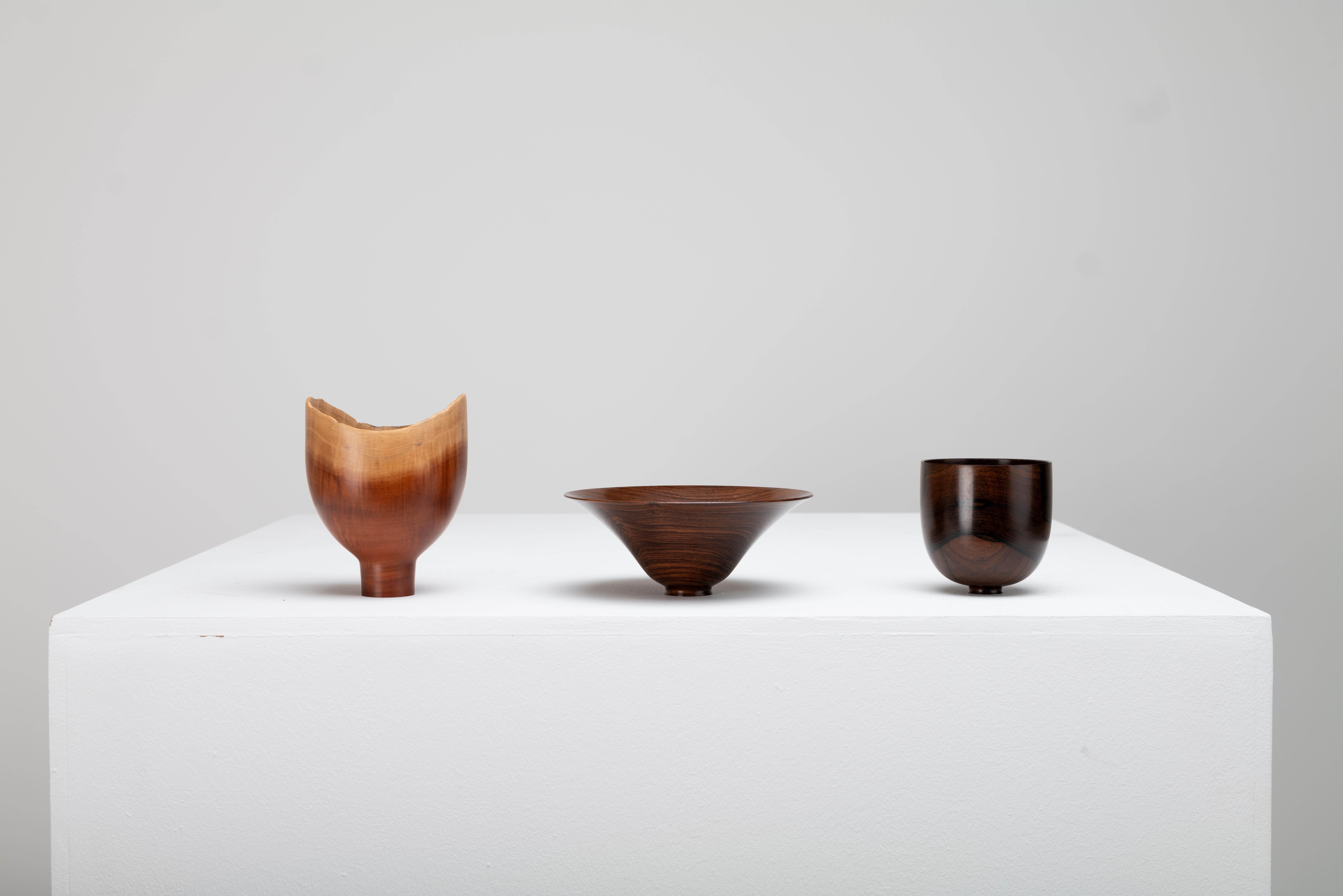 Bol/vase sculptural en bois tourné du maître artisan Bert Marsh, années 1990 Bon état - En vente à Uxbridge, GB