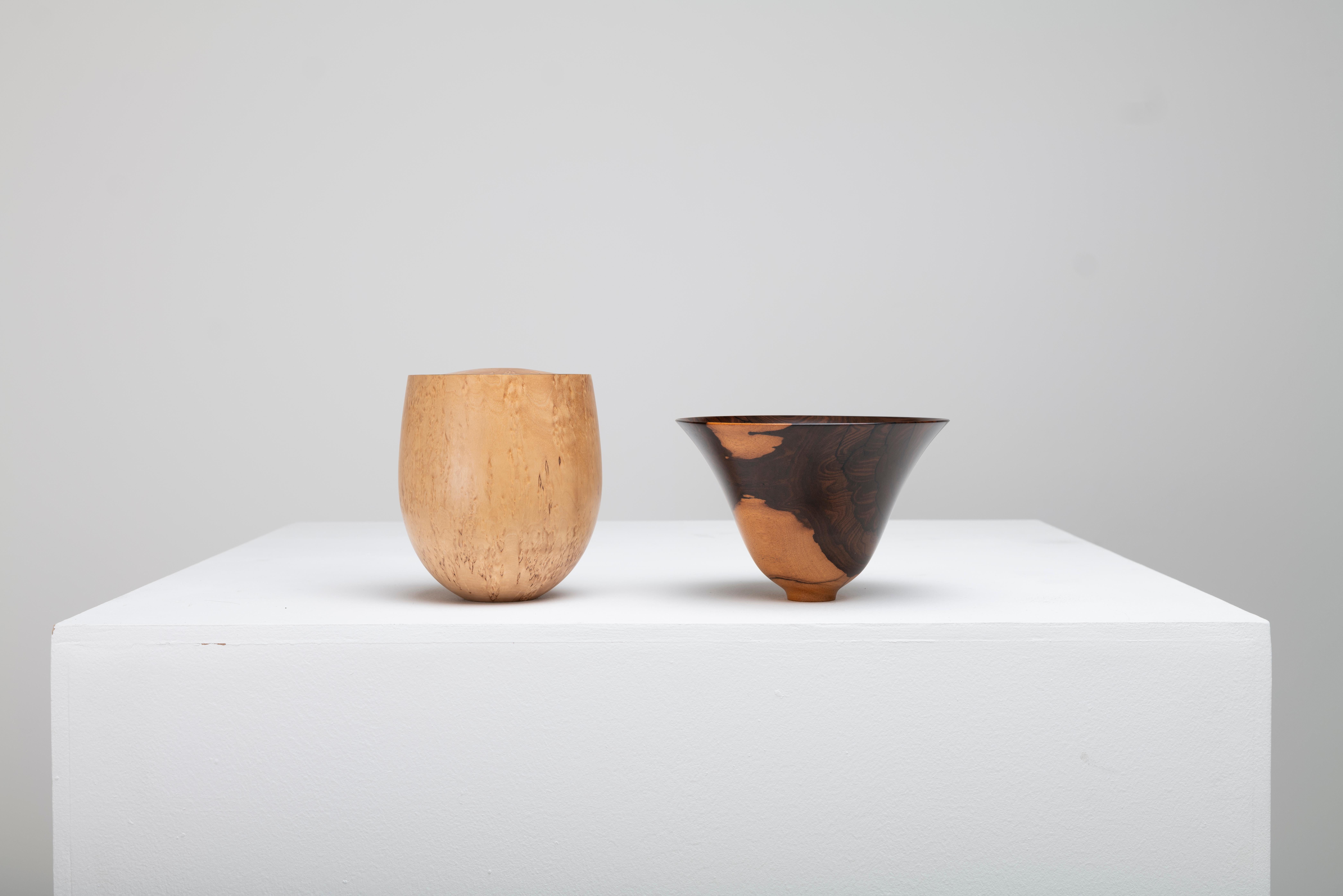 20ième siècle Bol/vase sculptural en bois tourné du maître artisan Bert Marsh, années 1990 en vente