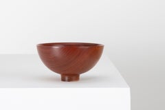 Cuenco escultórico de madera torneada del maestro artesano Ray Key en rosa marfil años 90