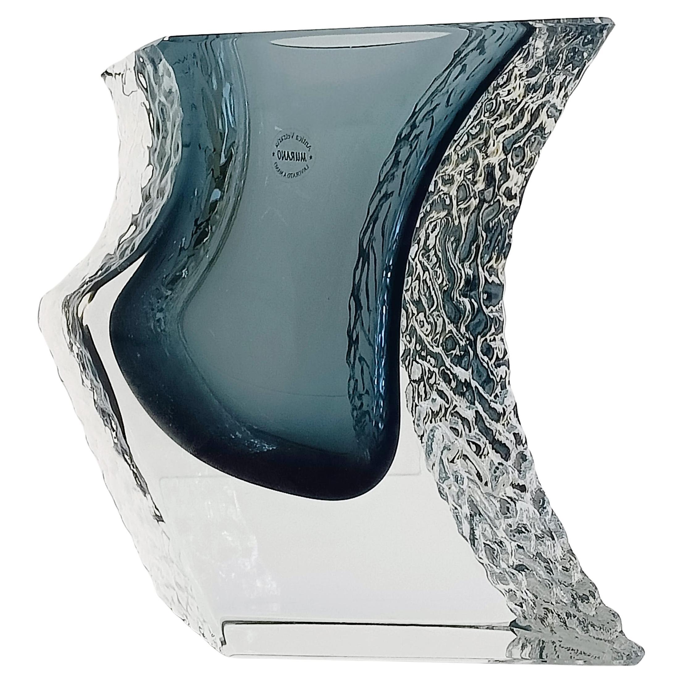 Vase aus Muranoglas mit gewellten, strukturierten Seiten von Mandruzzato, 1970er Jahre im Angebot 2